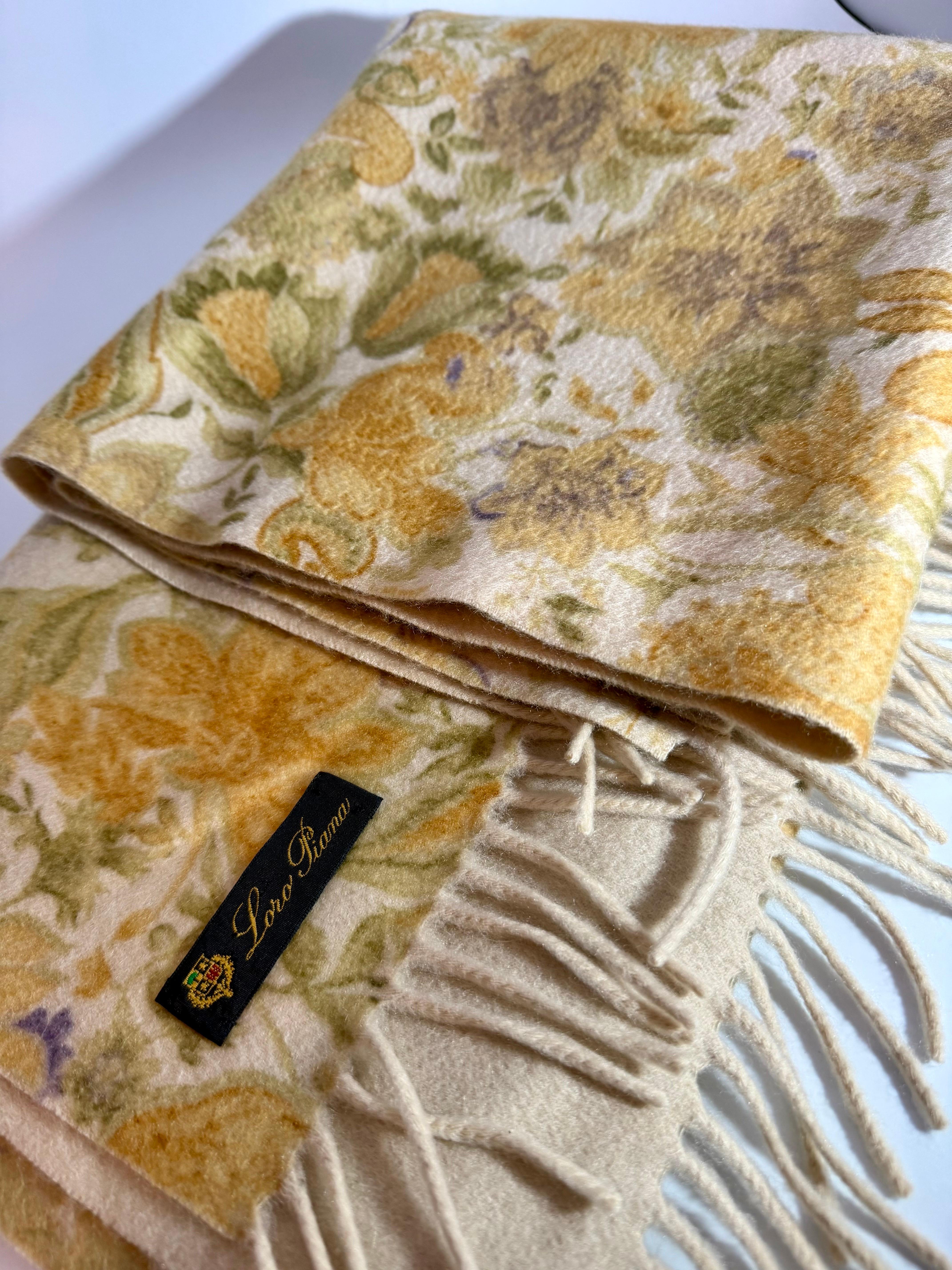 Brushed Long Fringed Shawl/Stole/Scarf, 100 % Cashmere , Made in Italy, 77 