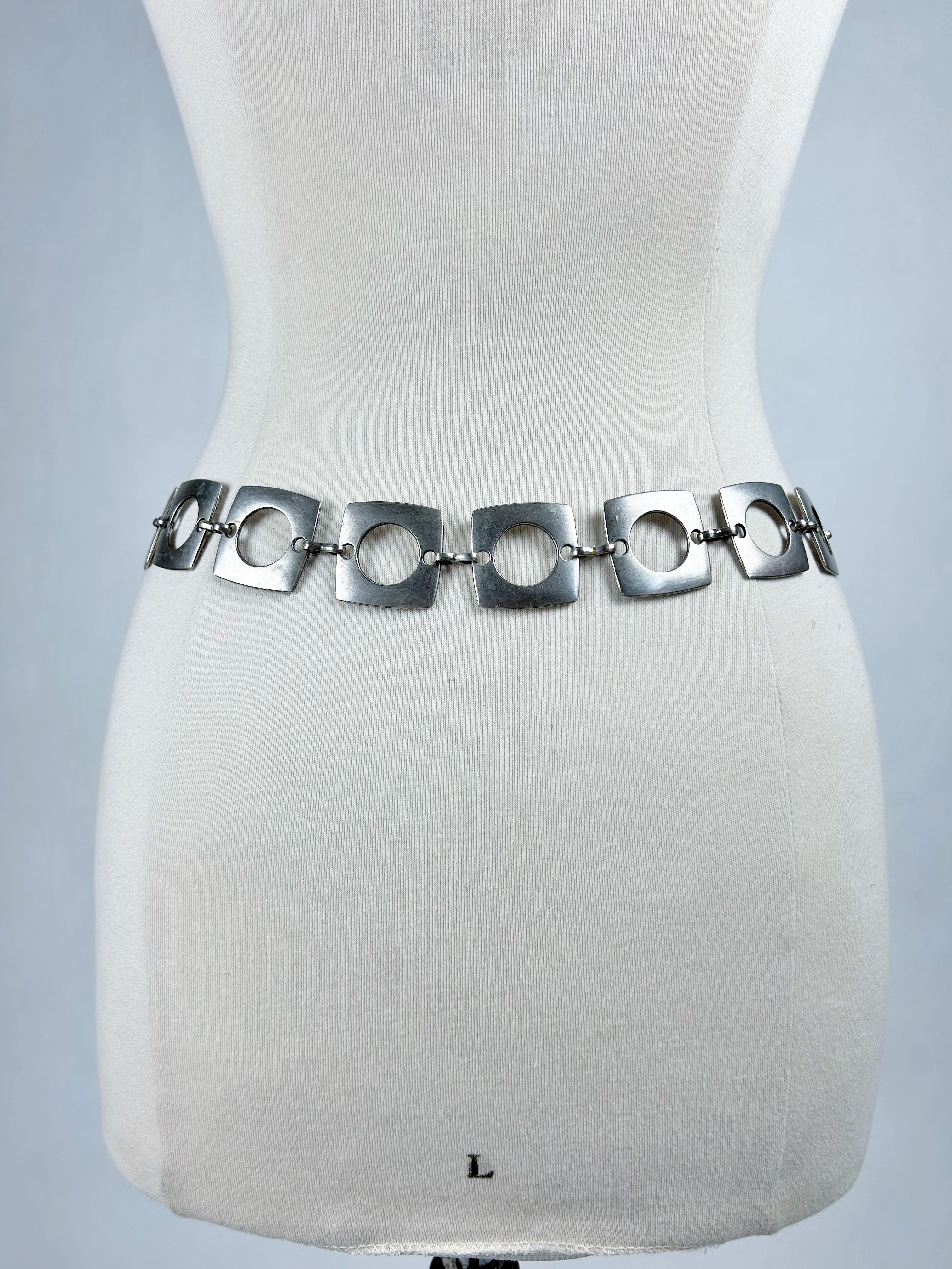 Cintura in metallo spazzolato stile Saharienne di Paco Rabanne (attribuita a) - Francia Cir in vendita 5
