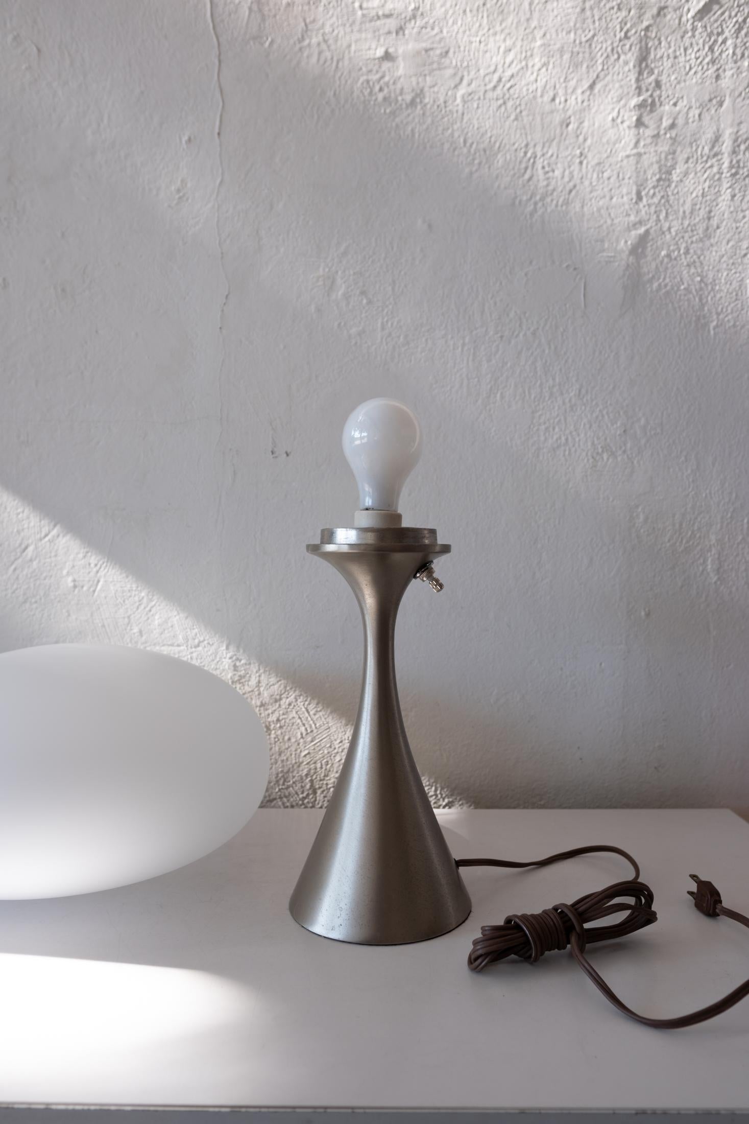 Brushed Nickel Mushroom Table Lamp By Laurel Co.  For Sale 3
