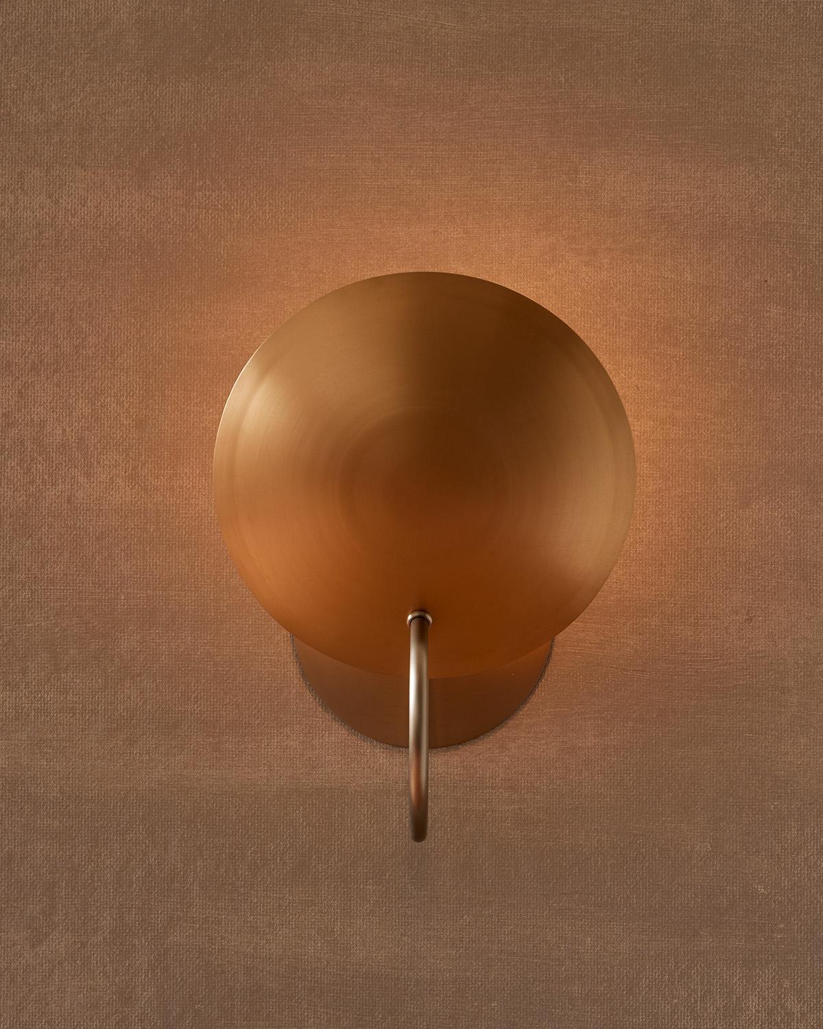 Lámpara Arlo de níquel satinado pulido y bronce satinado Moderno en venta