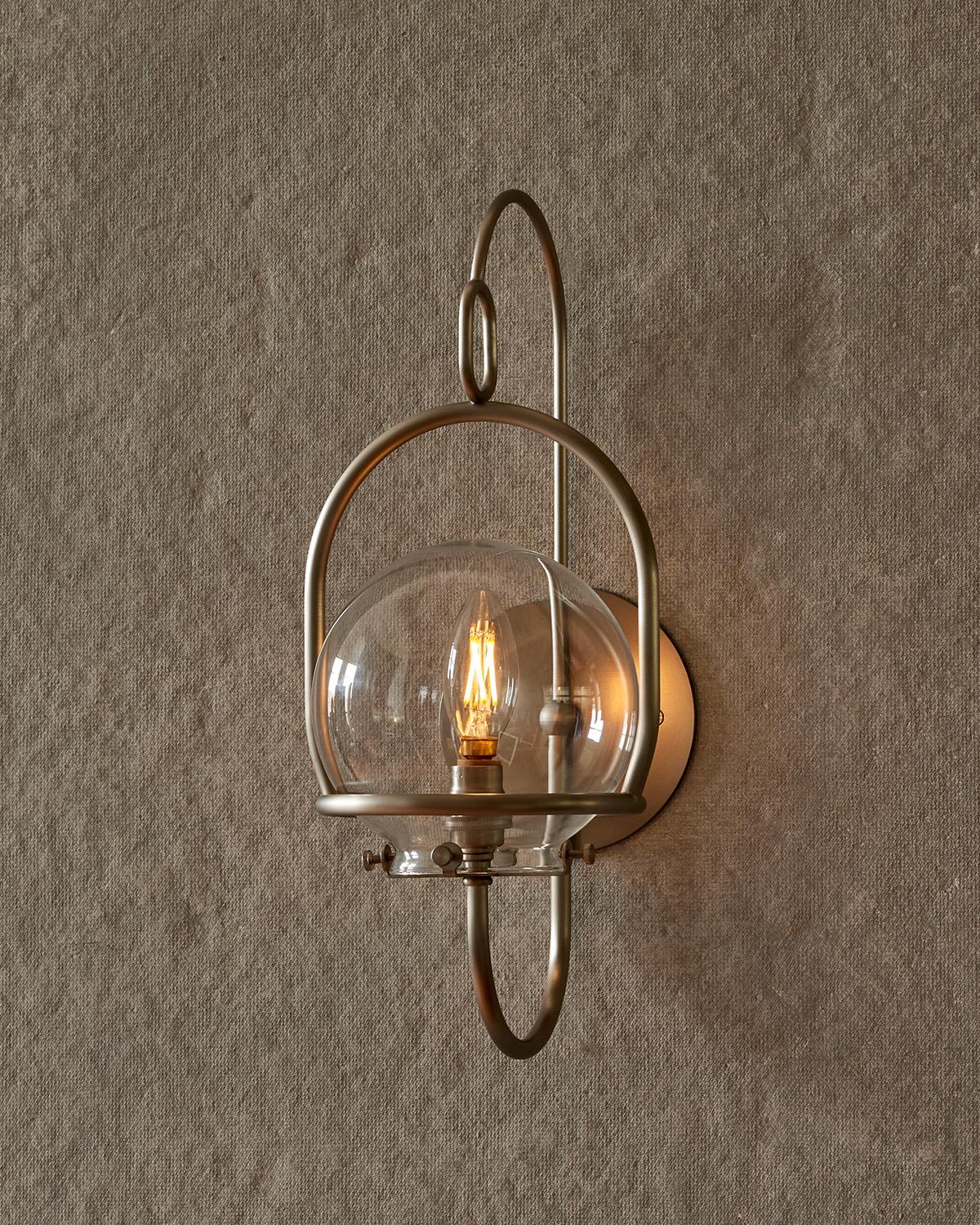 Moderne Lanterne Emil en nickel satiné brossé - Petit en vente