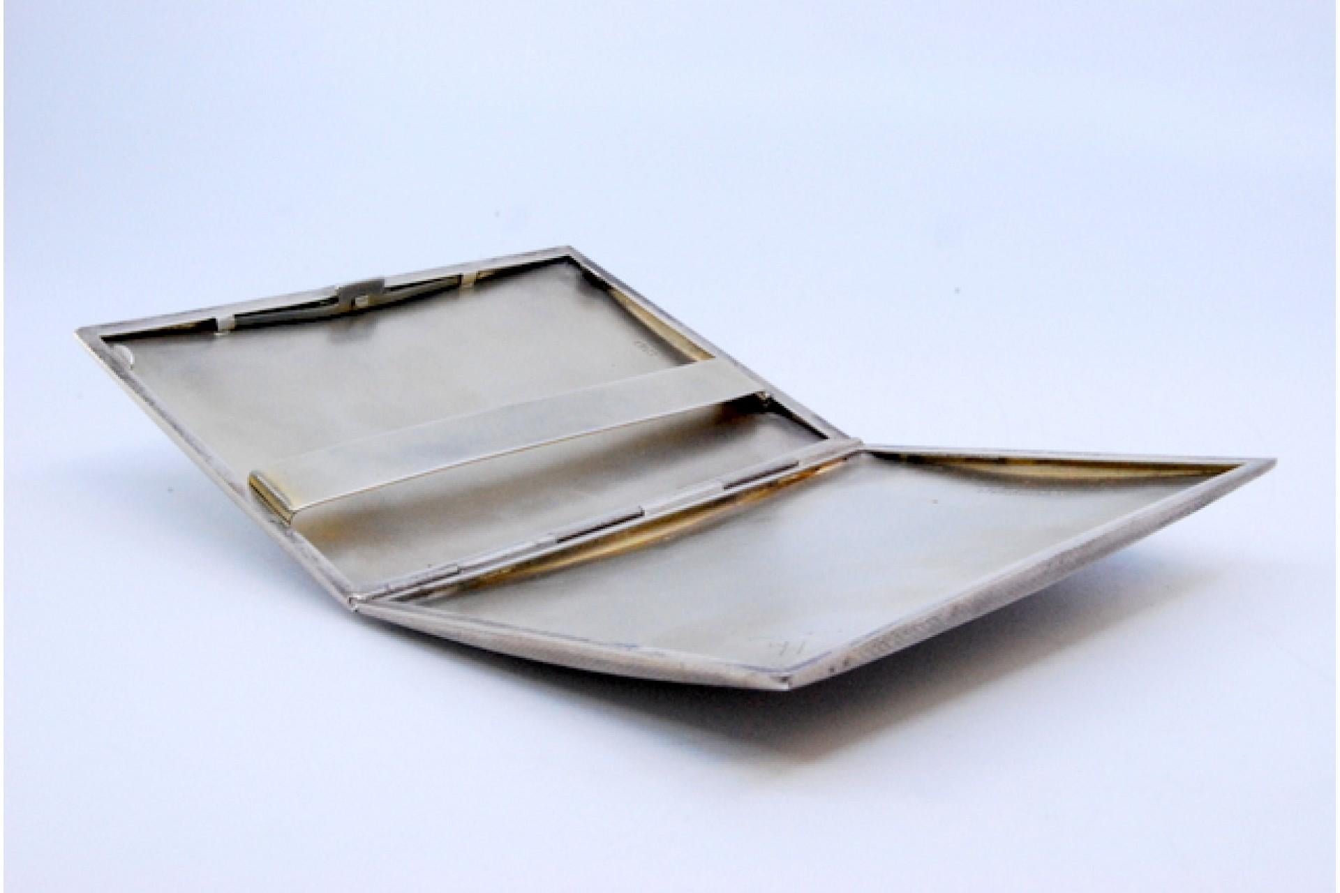 Silver Brushed silver case with holder, monogram and hinged lid For Sale