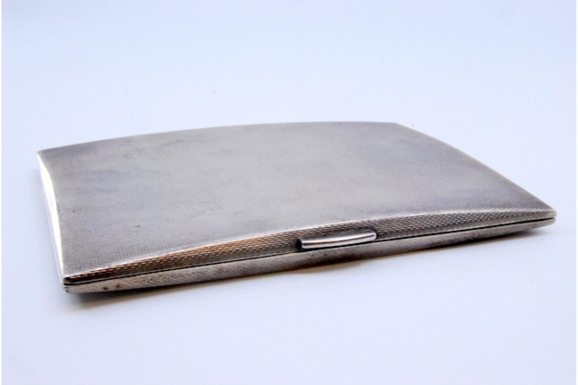 Brushed silver case with holder, monogram and hinged lid For Sale 1