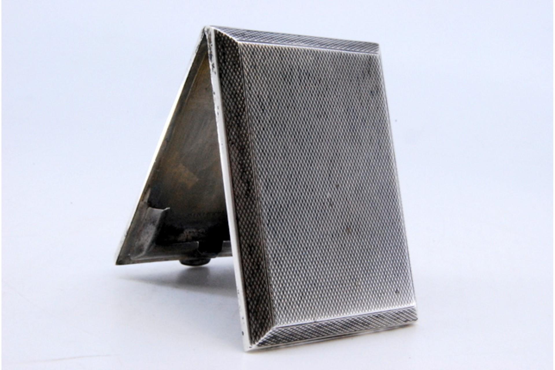 Brushed silver matchbook Europeo en venta
