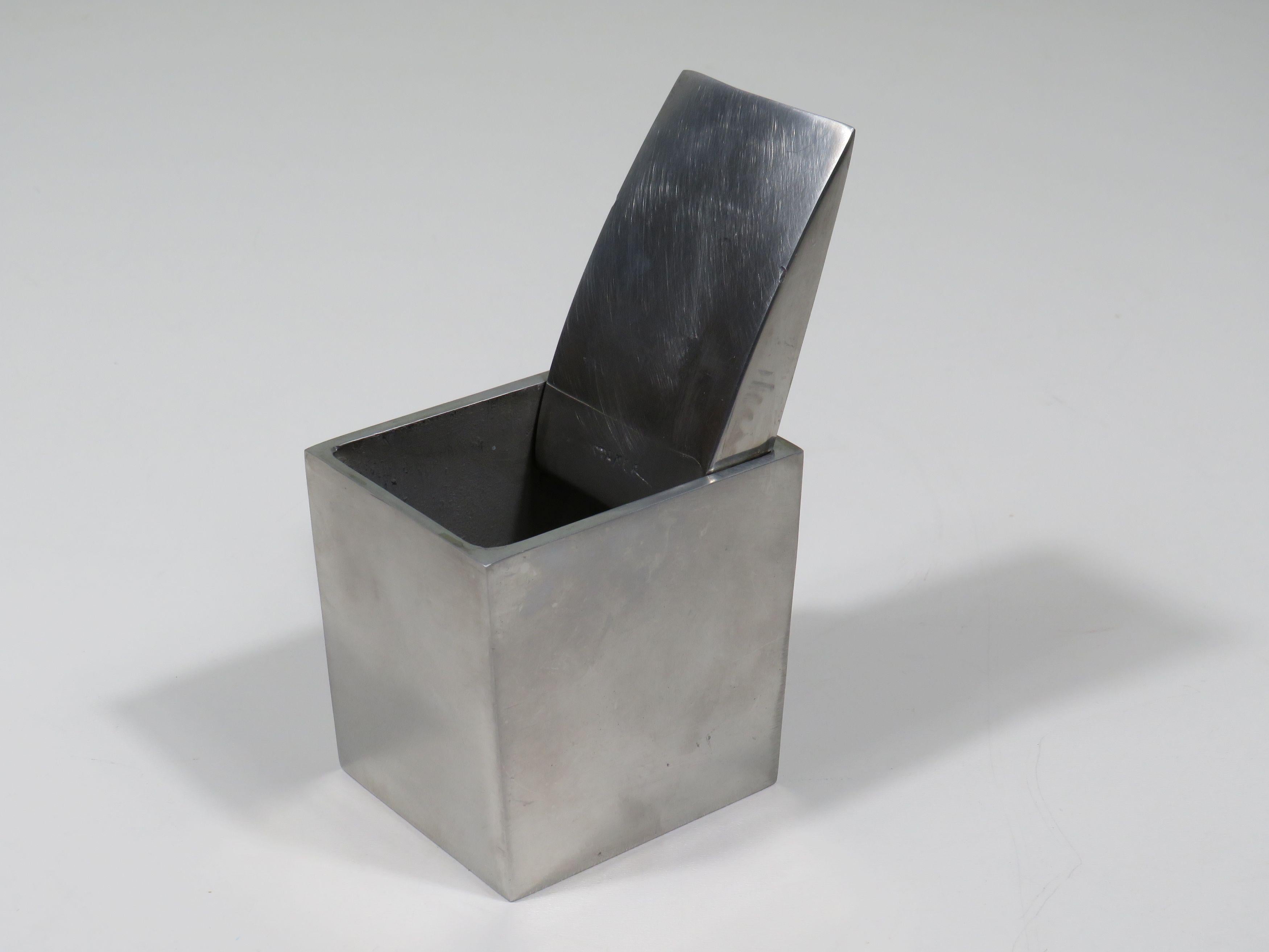 Brushed stainless steel ashtray ' Ray Hollis' by Philippe Starck for XO, France 1