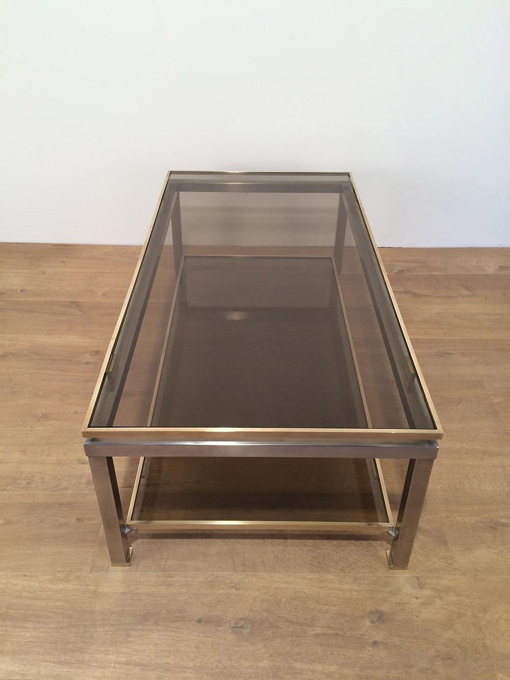 Fin du 20e siècle Table basse en acier brossé et laiton par Guy Lefèvre pour Maison Jansen en vente