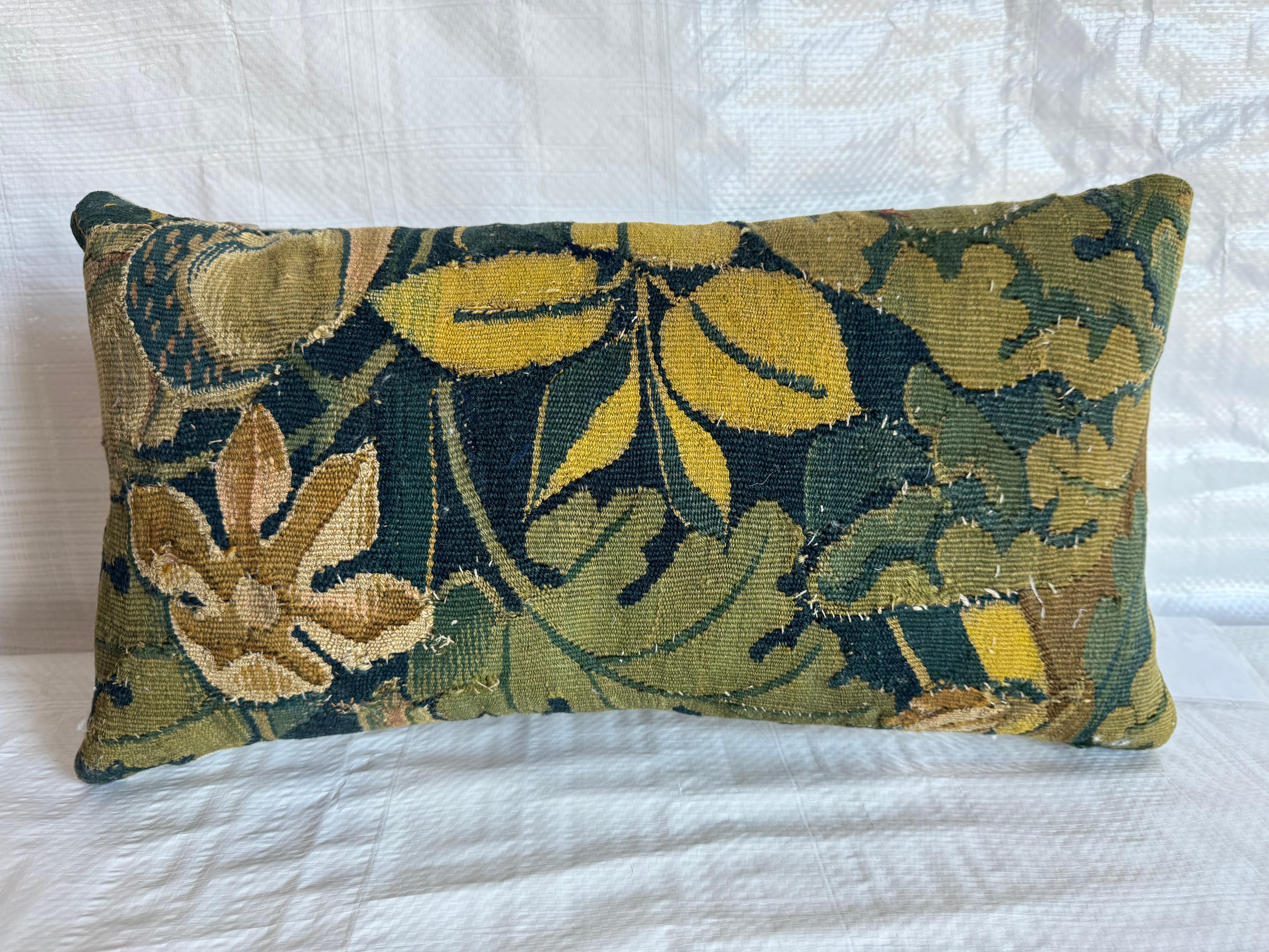Classic Elegance: Brussels 16th Century Pillow - 19