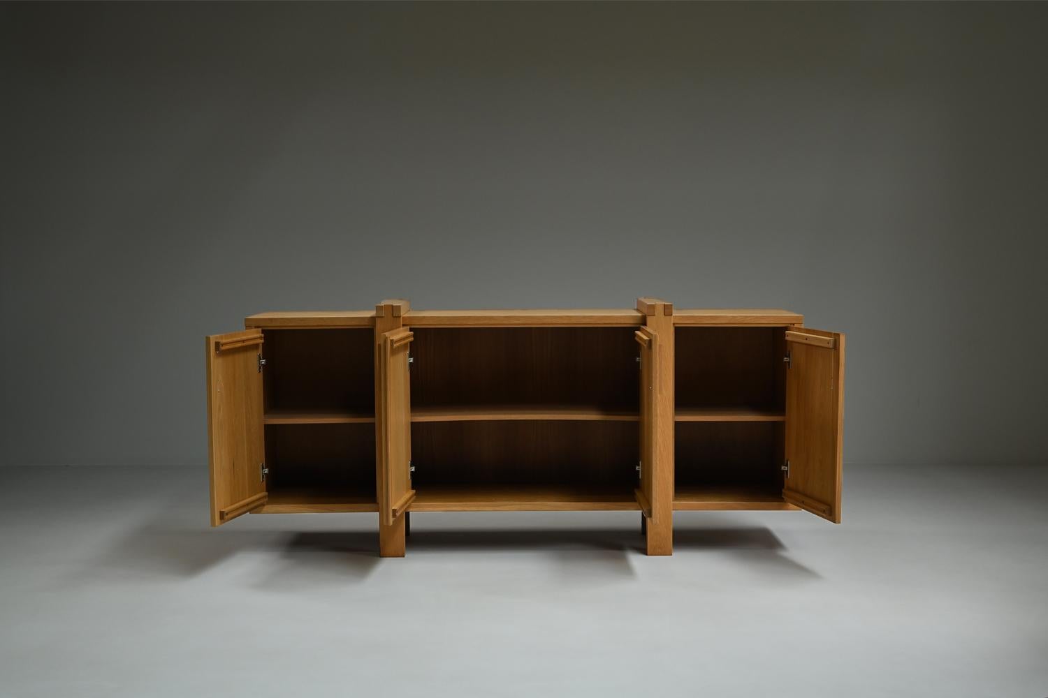 Belgian Brustalist oak sideboard, Belgium. For Sale