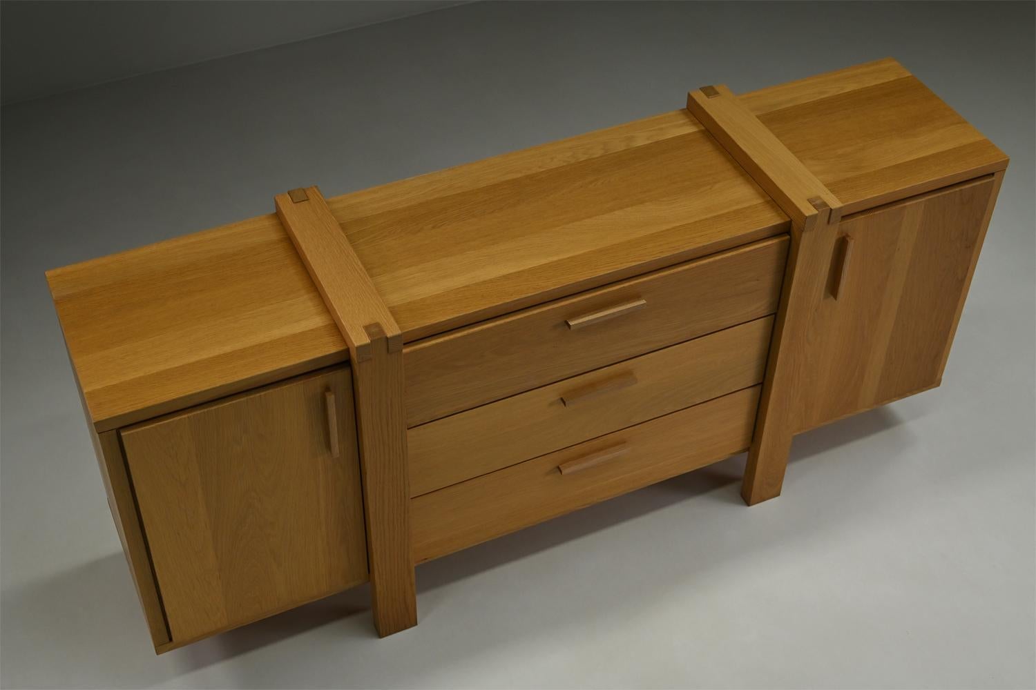 Belgian Brustalist oak sideboard, Belgium. For Sale