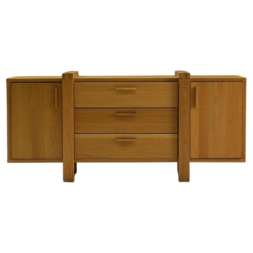 Brustalist oak sideboard, Belgium. in vendita