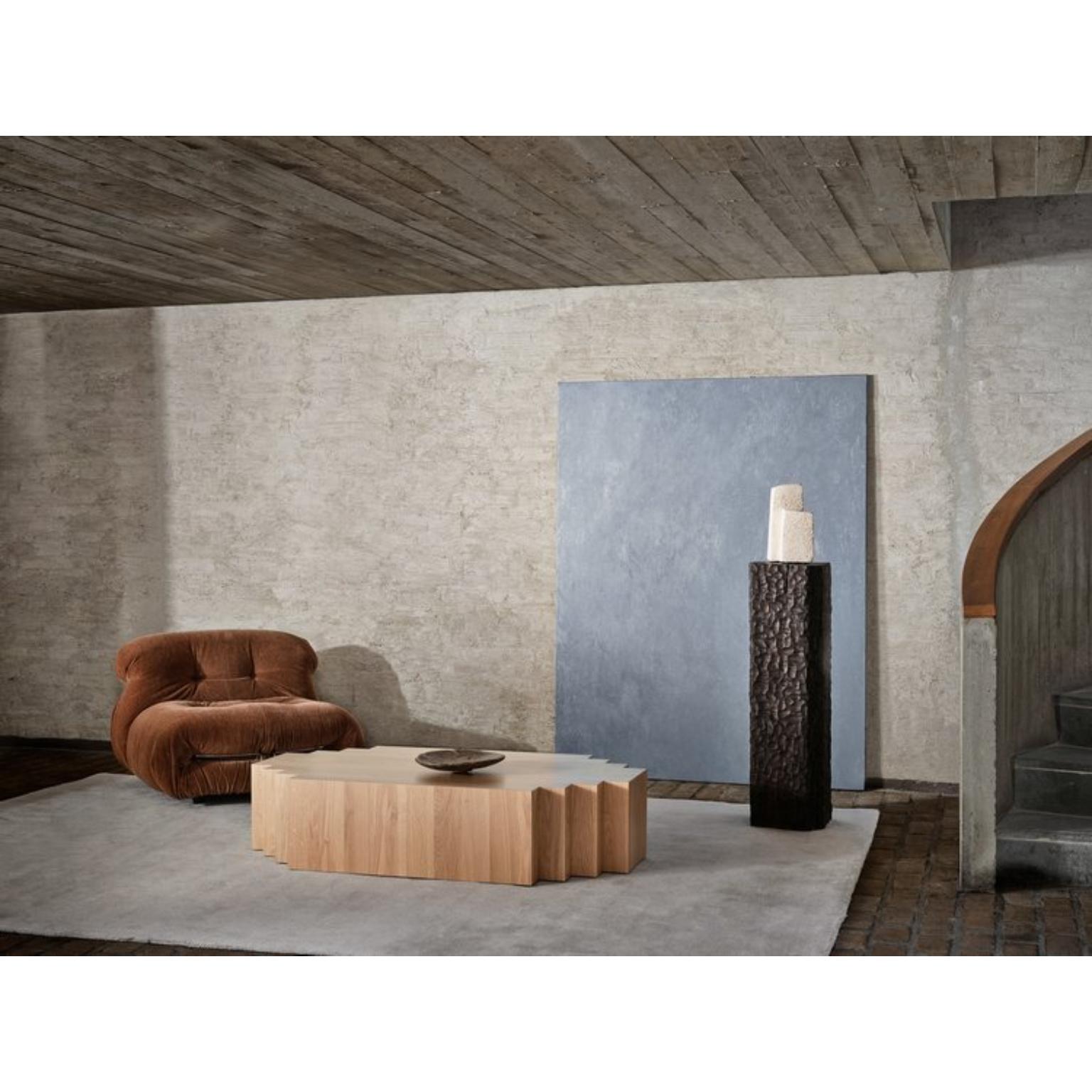 XXI secolo e contemporaneo Tavolino Brut 135 in Oak Oak europeo verniciato opaco di Mokko Amsterdam in vendita