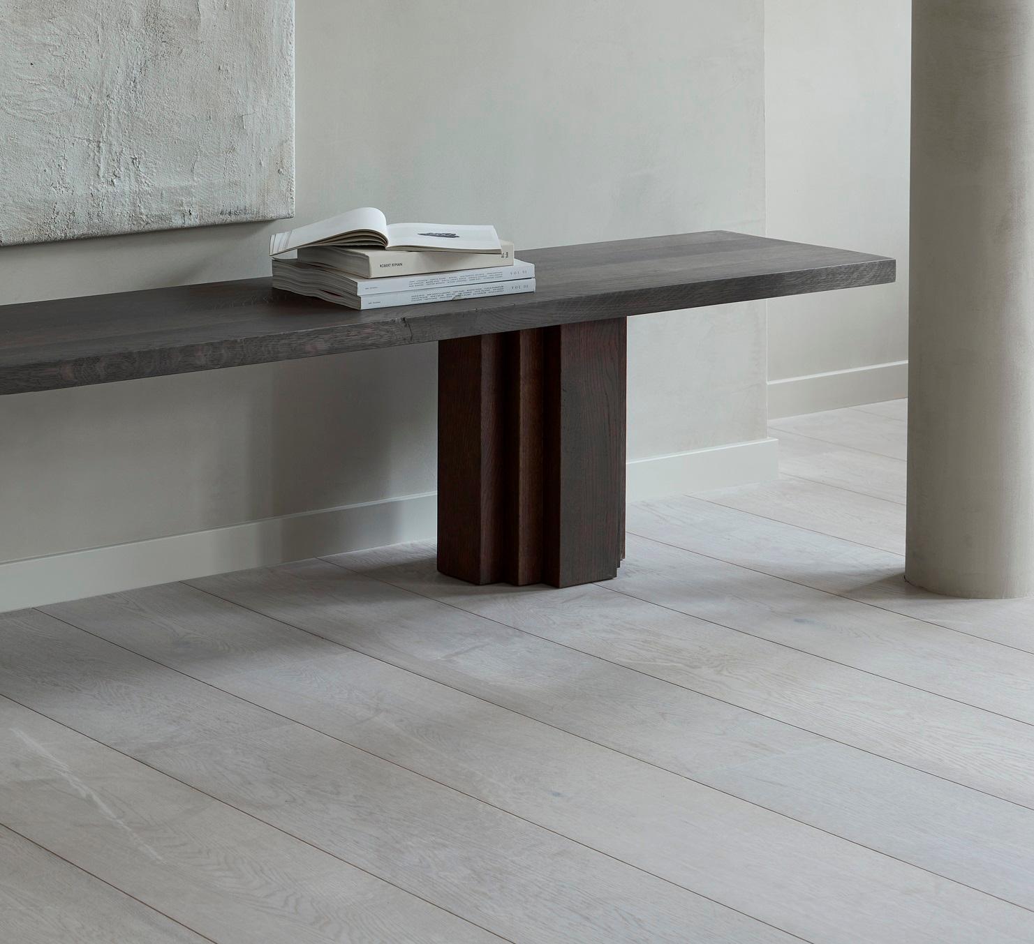 Altro Panchina rettangolare Brut 220 European Dark Oak di Mokko Amsterdam in vendita