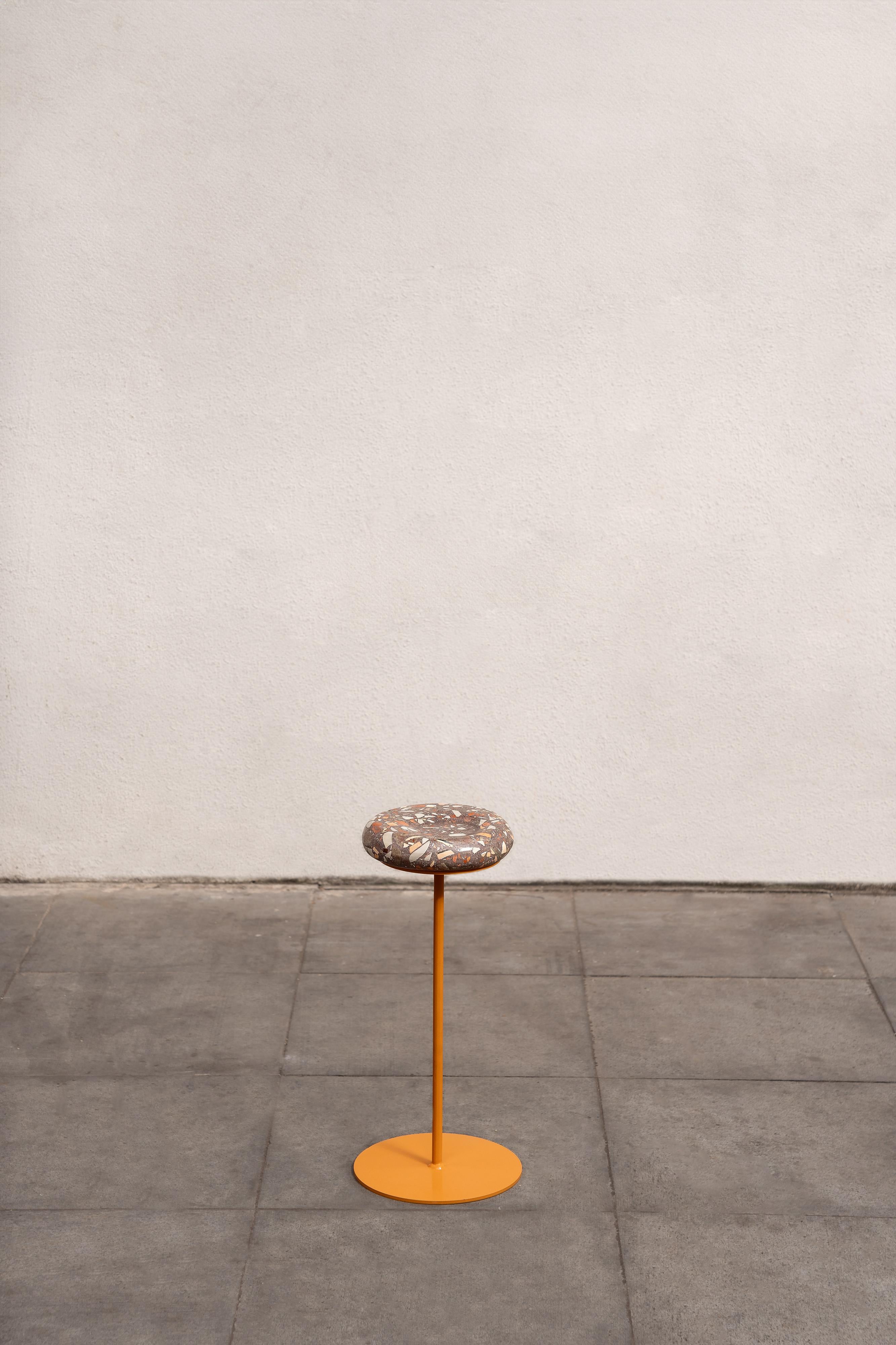 Brut Terrazzo Low Side Table Neuf - En vente à Gamboa, RJ