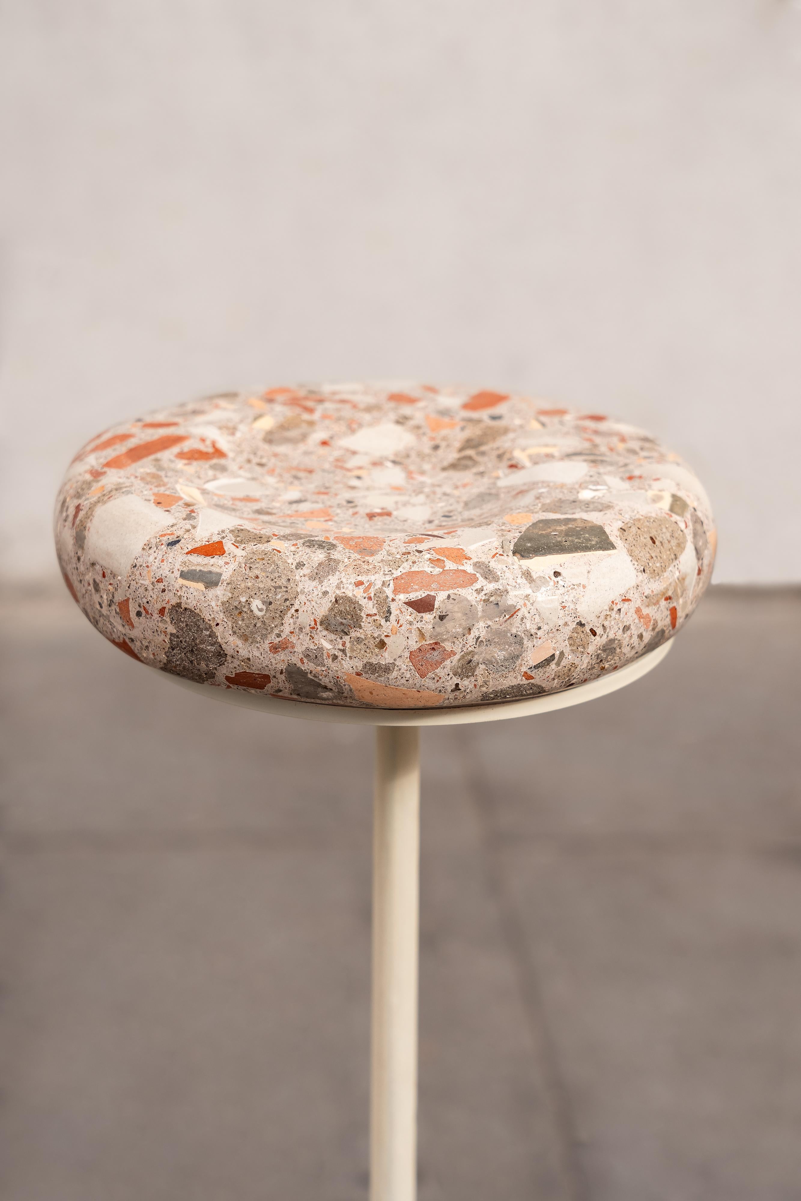 Brut Terrazzo Low Side Table en vente 3