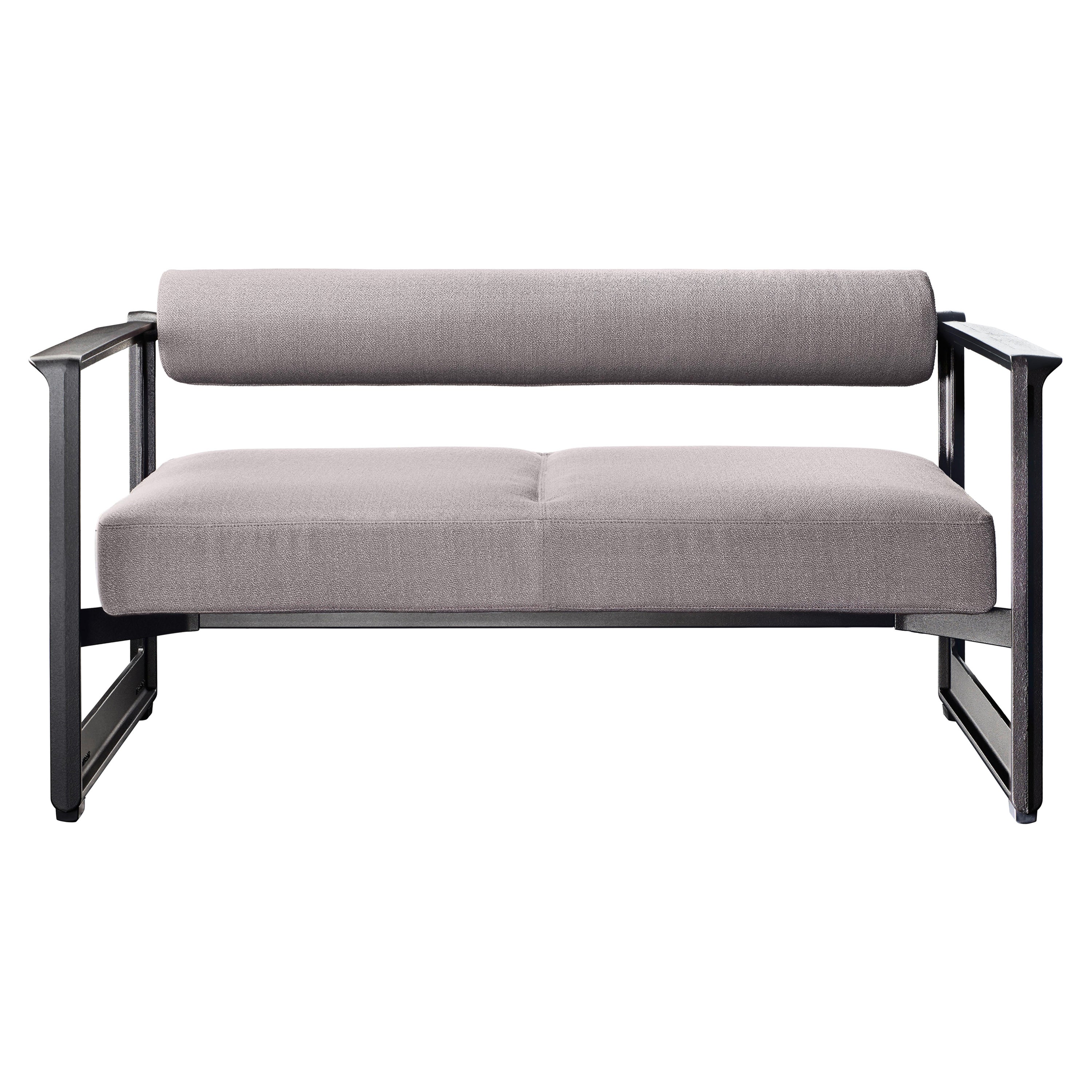 Brutal-Sofa mit zwei Etagen von Konstantin Grcic für MAGIS