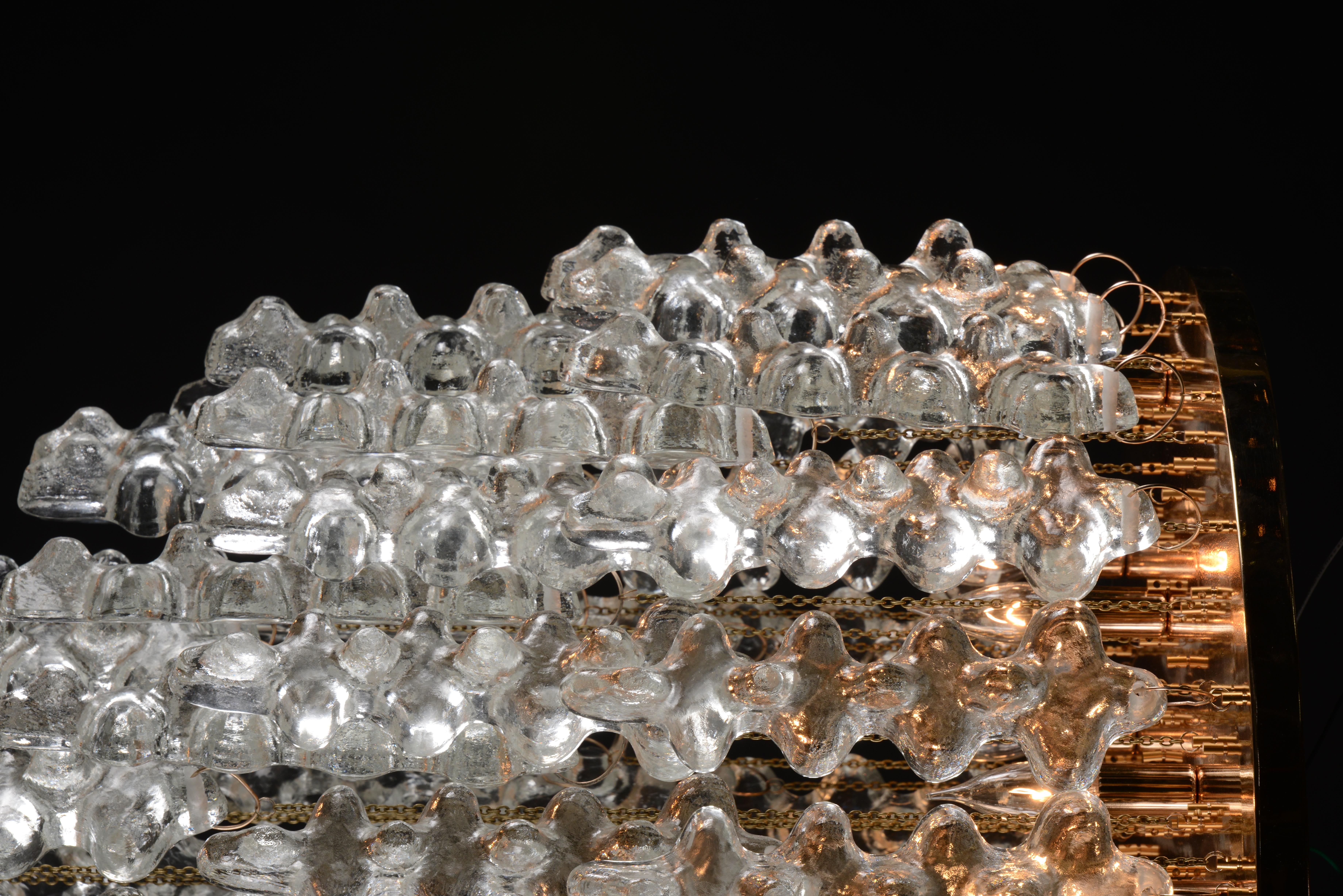 BRUTALE Round Venetian Glass Chandelier By LUXE In New Condition For Sale In Los Angeles, CA