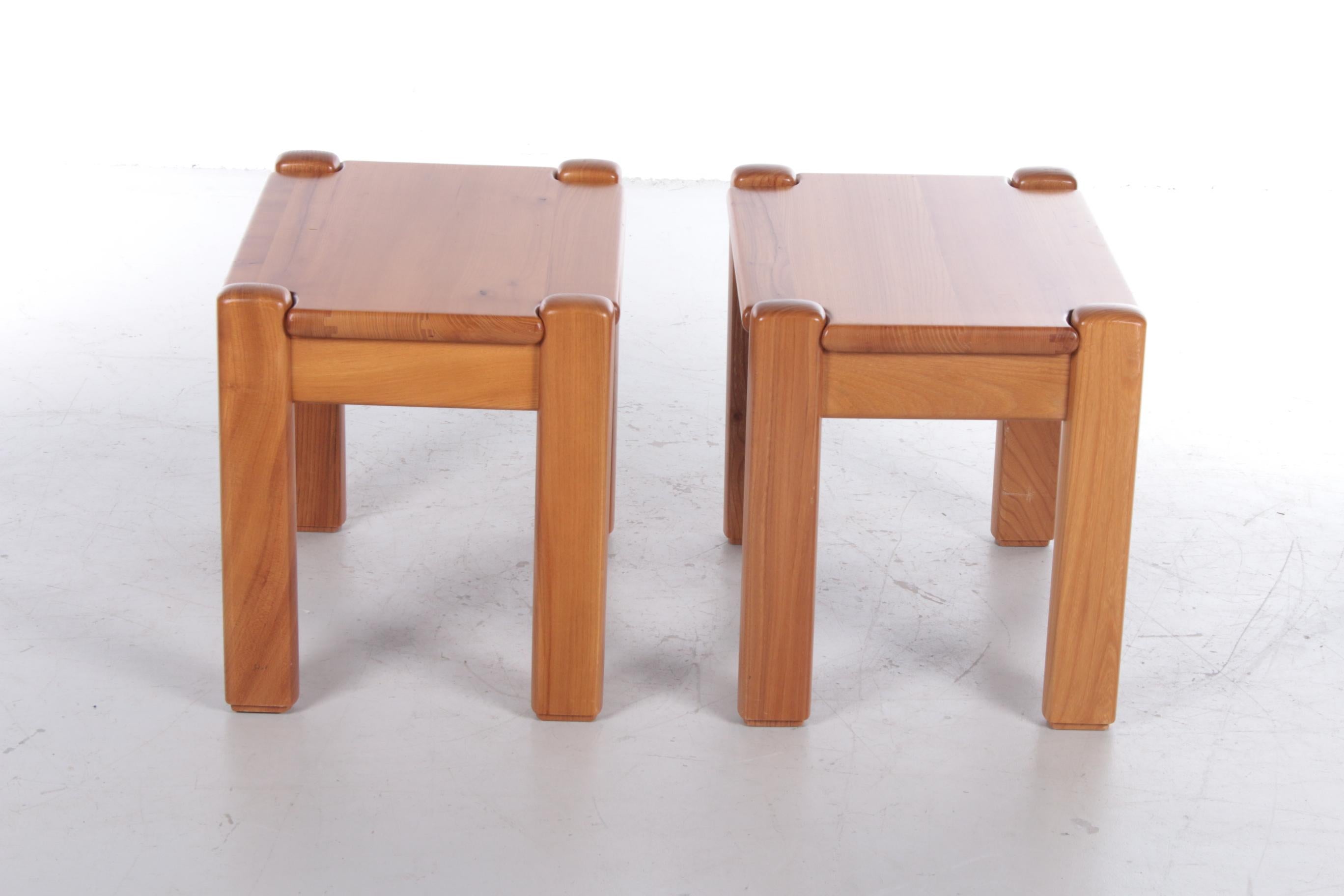 Orme Ensemble de tables de chevet en bois dans le style de la Maison Regain avec tiroir, 1970  en vente