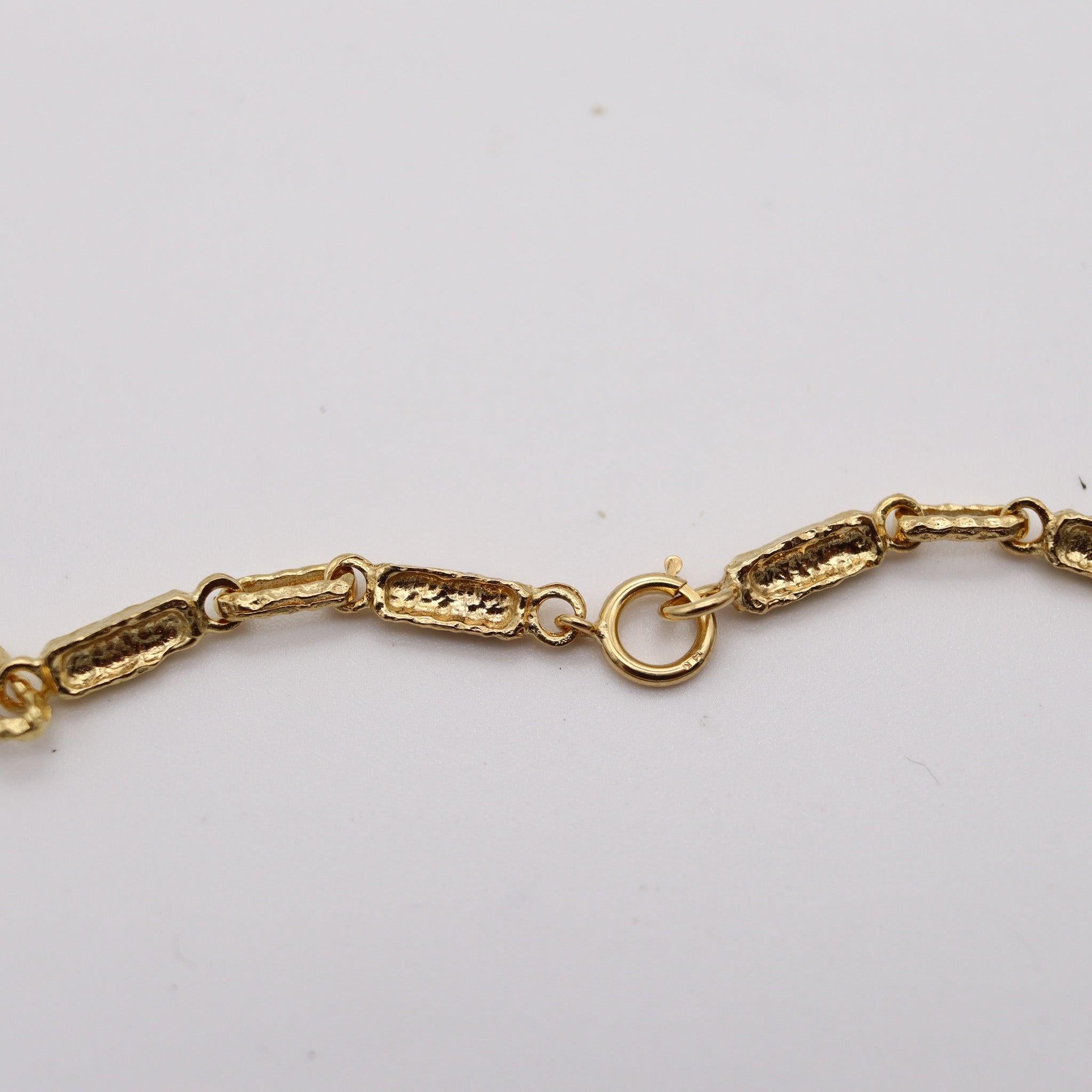 Chaîne longue texturée artistique BRUTALIST 1970 en or jaune massif 14 carats Unisexe en vente