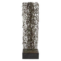 Escultura Brutalista de Bronce Patinado de los años 70 de William De Lillo