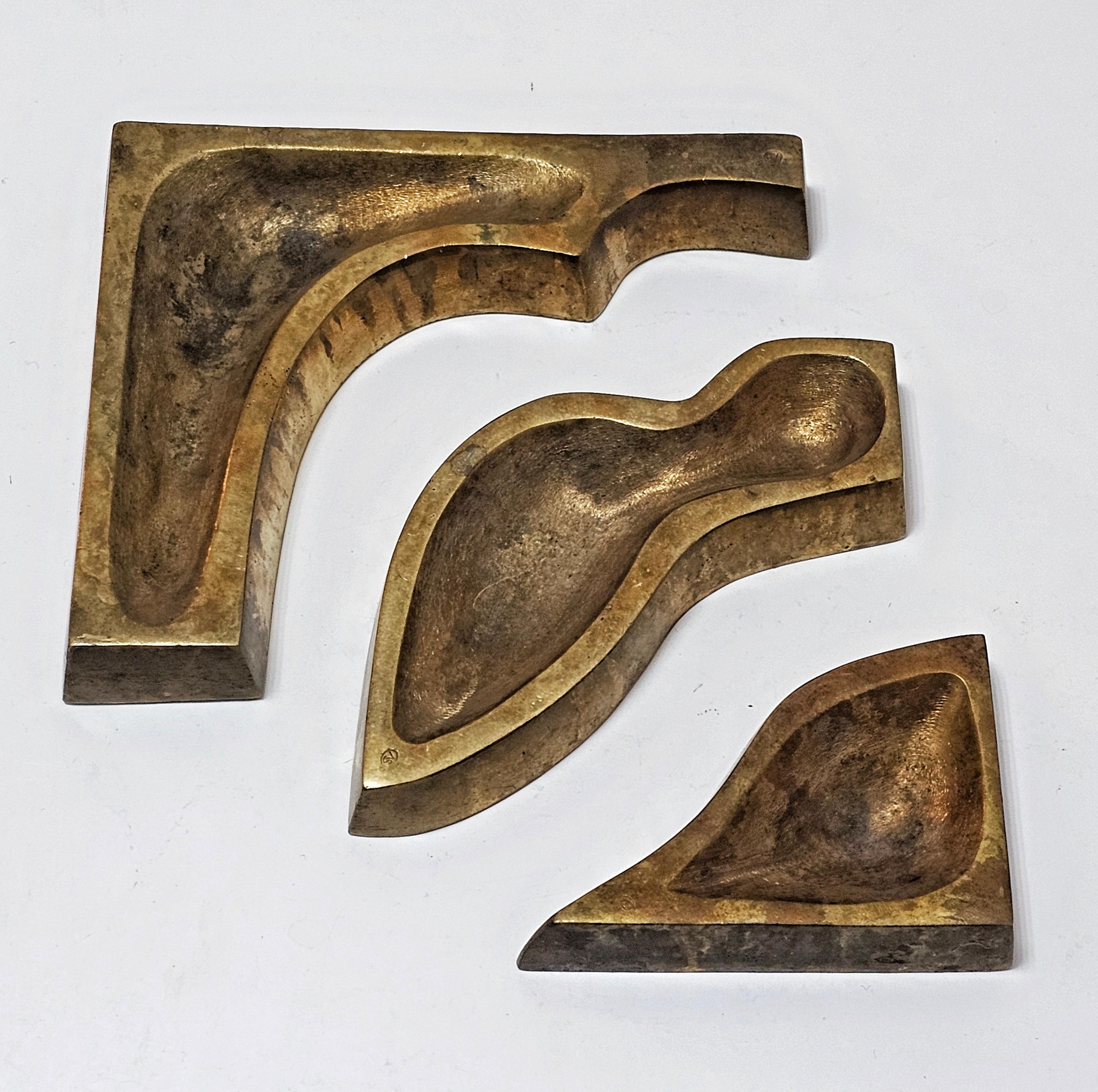 Late 20th Century Brutalist 3-piece Sculptural Cigar Ashtray done in Bronze, Yugoslavia 1970s For Sale