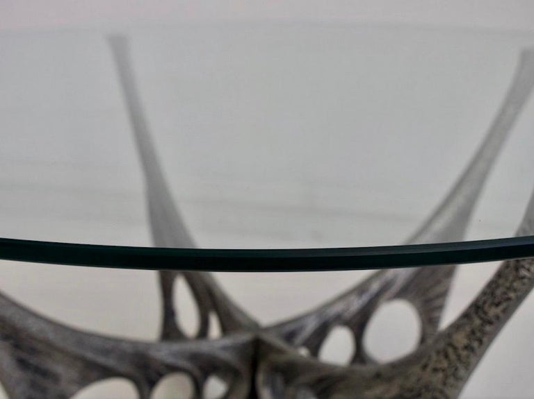 Brutalist Aluminum and Glass Coffee Table by Willy Ceysens In Good Condition For Sale In Madrid, ES