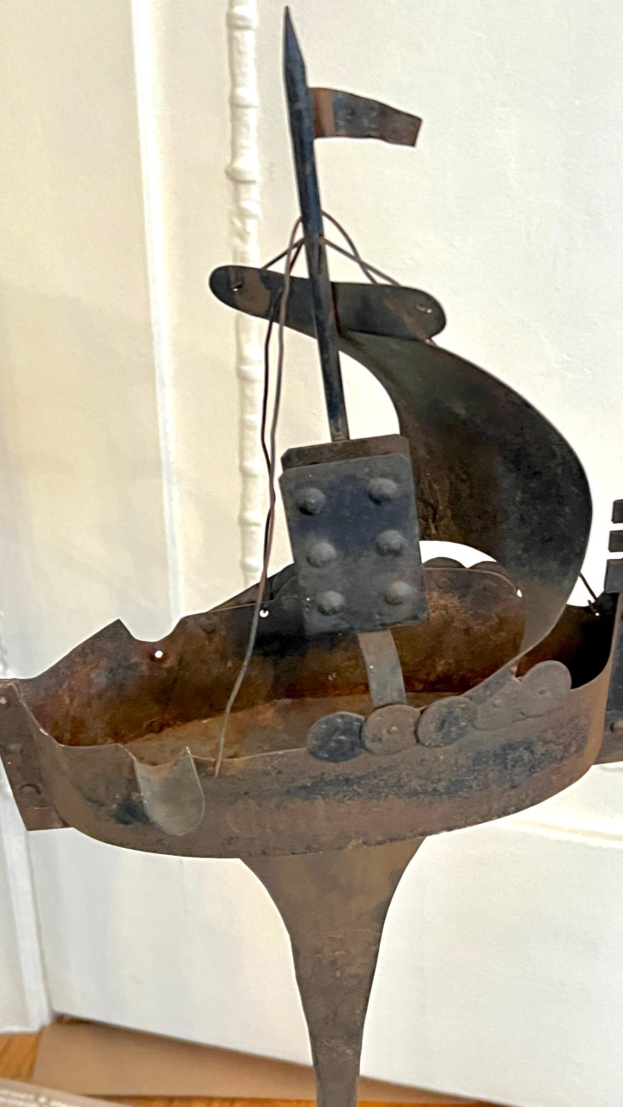 Brutalist and Heavily Patinated Metal Viking Ship  420 Sculpture Ashtray In Good Condition For Sale In Los Angeles, CA