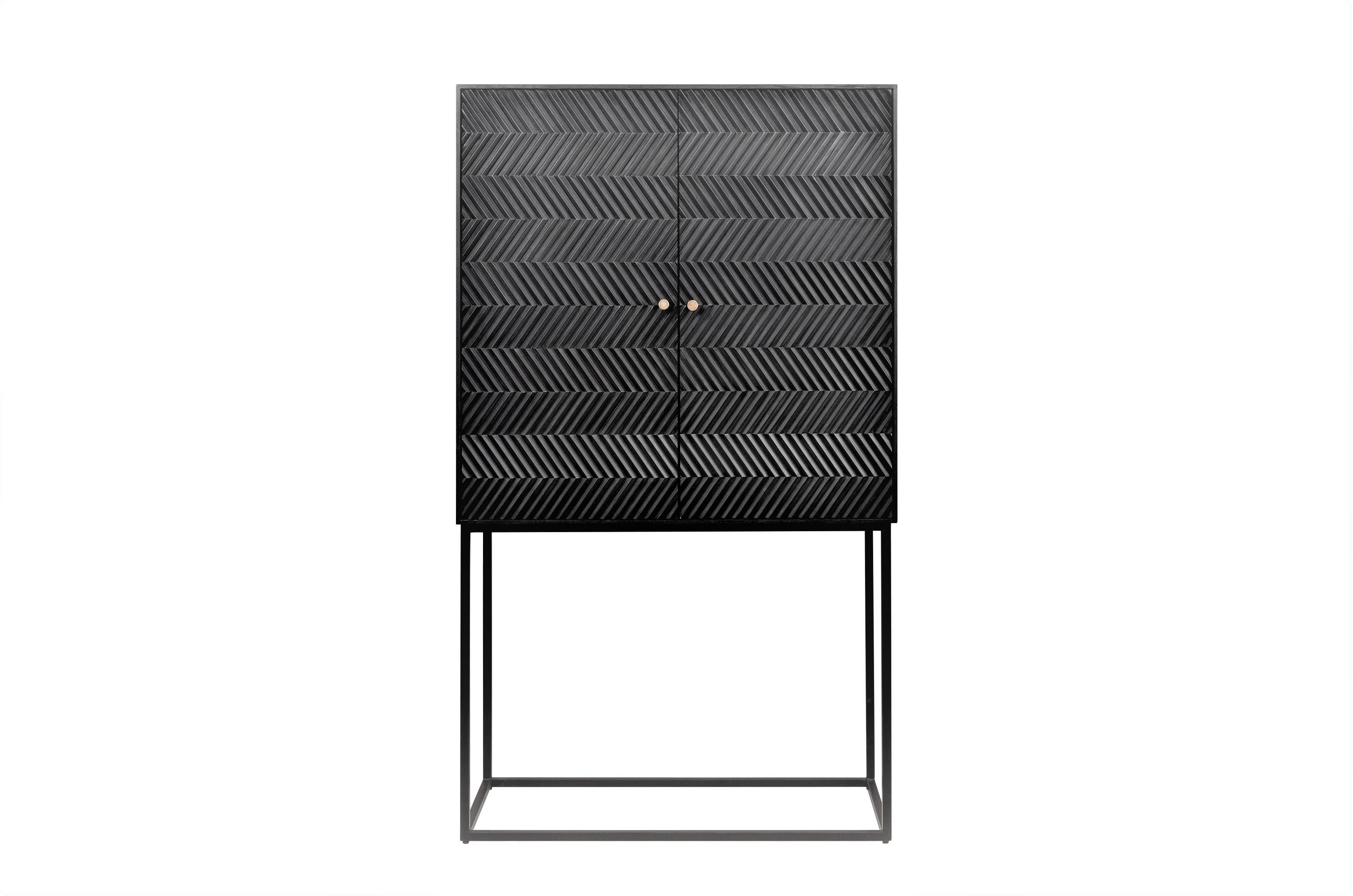 Brutalist and MCM 1950s Design Style Wooden and Black Metal Bar Cabinet In New Condition For Sale In Tourcoing, FR