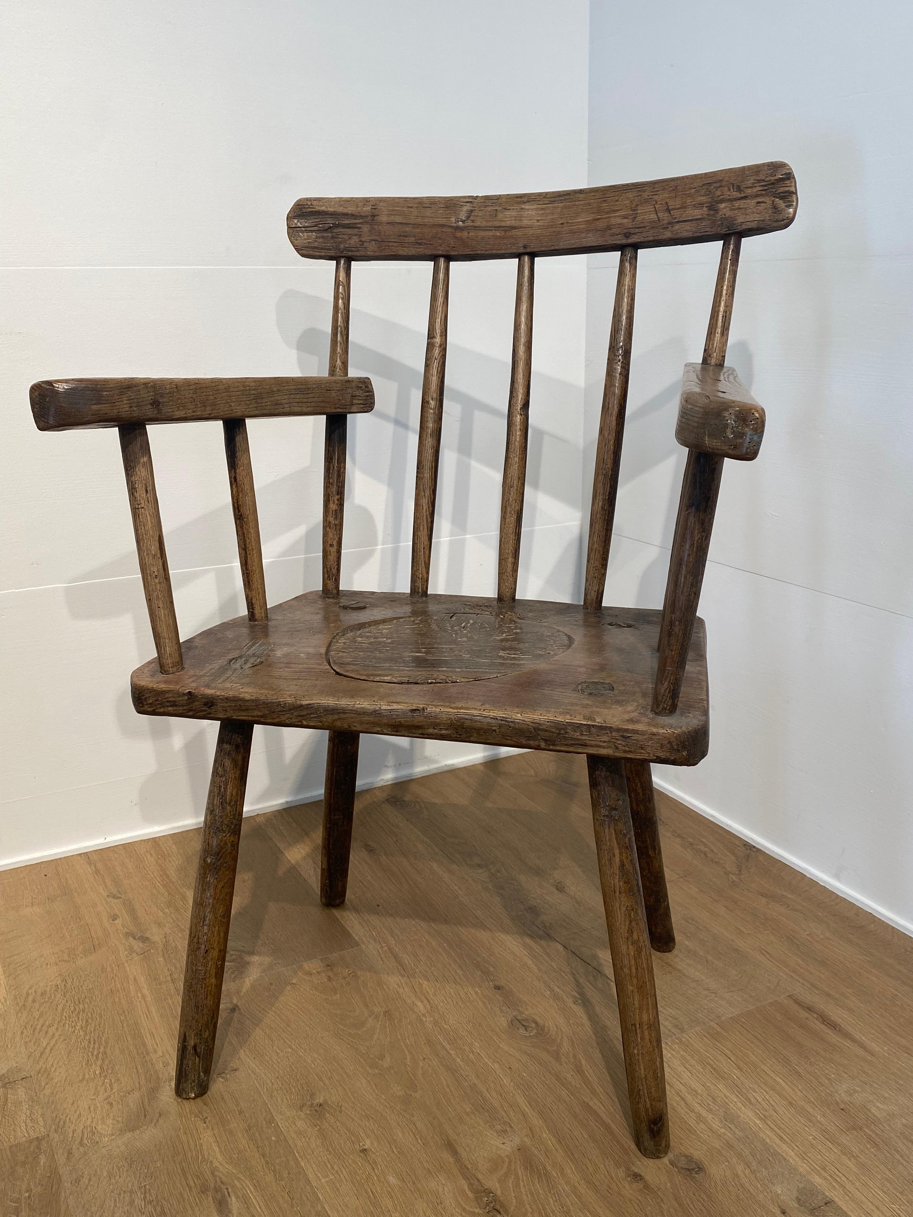 Brutalist and Primitive Chair In Good Condition For Sale In Schellebelle, BE