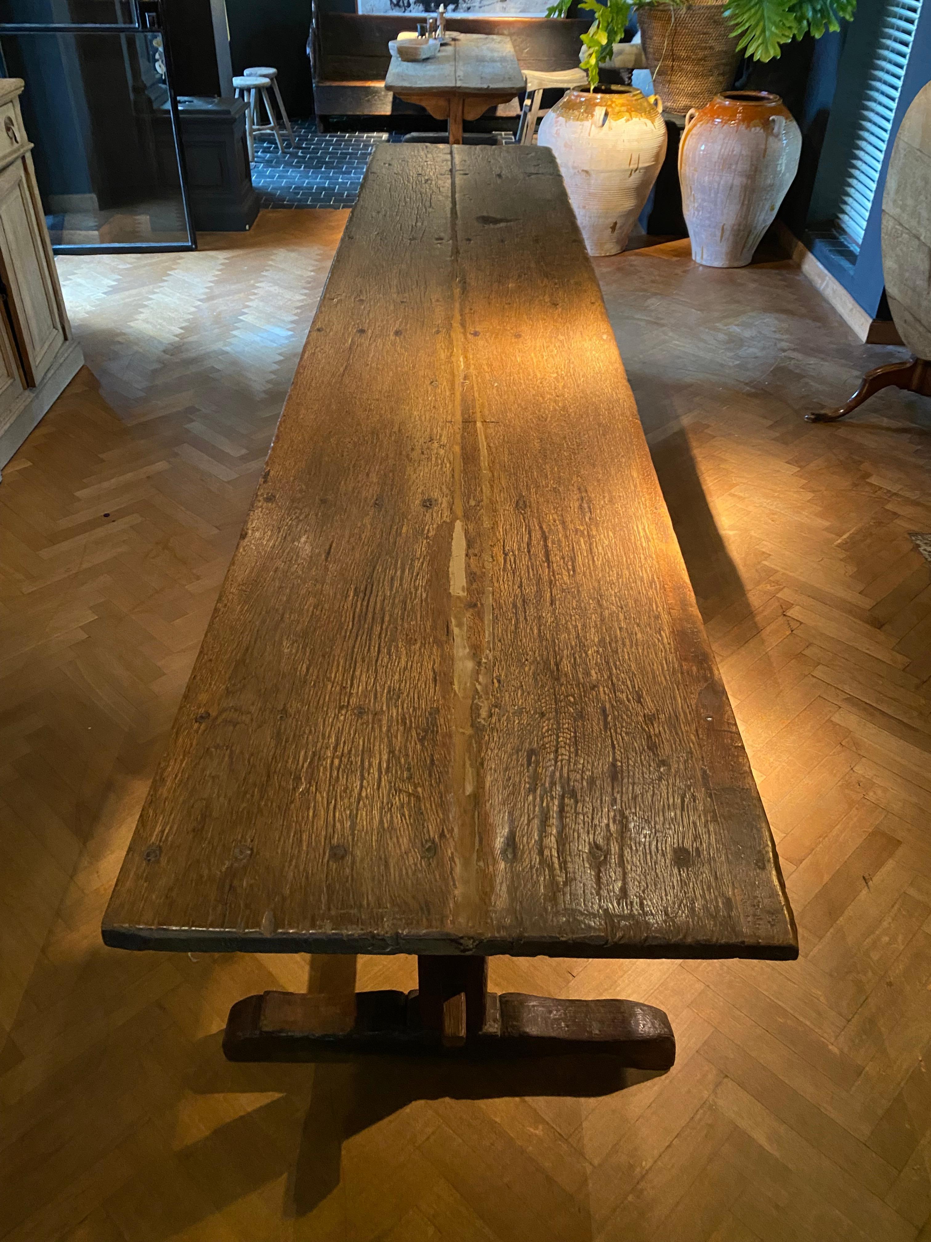 Brutalist, Antique Italian Table In Good Condition For Sale In Schellebelle, BE