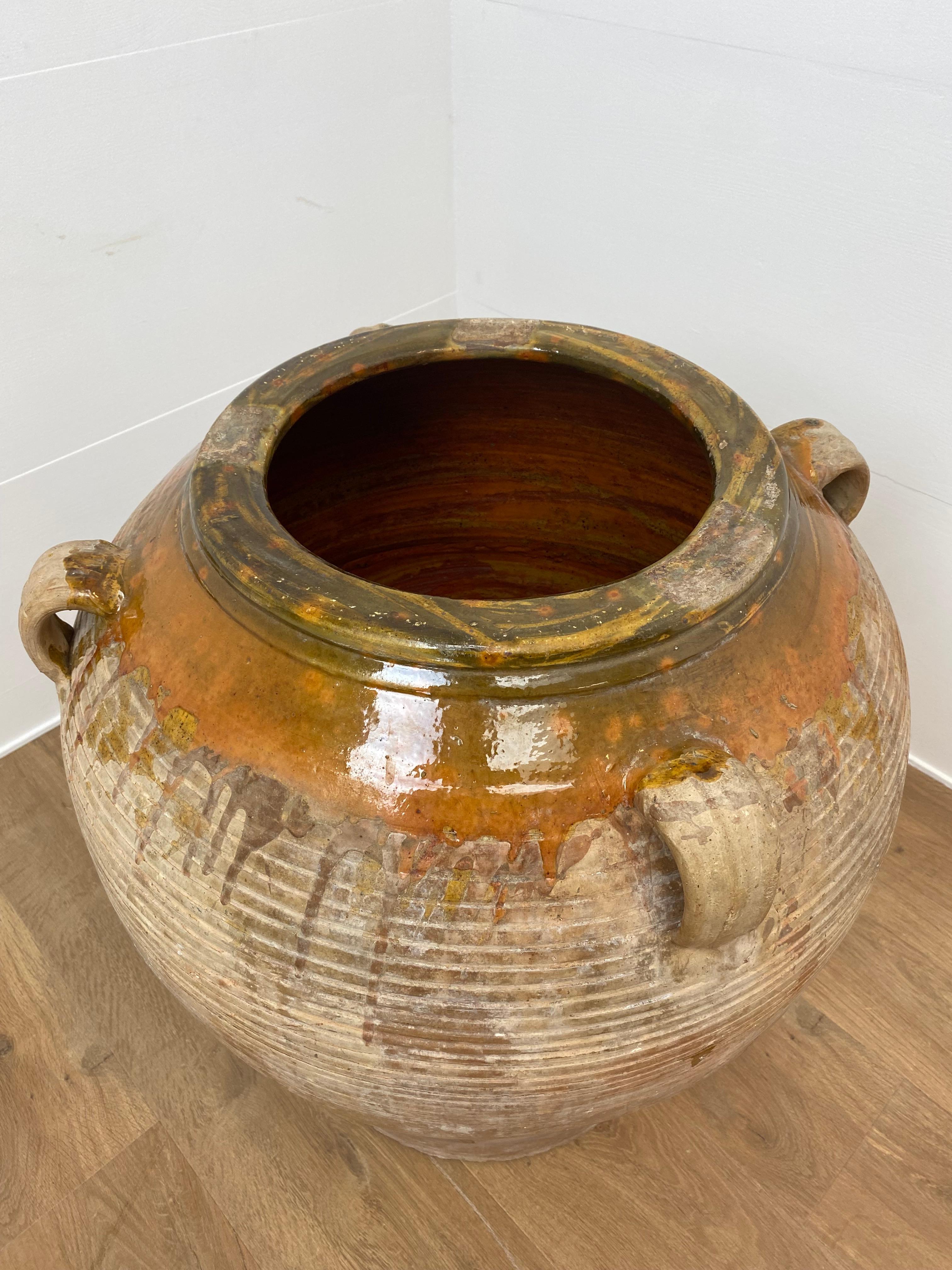 Brutalist, Antique Spanish Pottery Jar In Good Condition For Sale In Schellebelle, BE