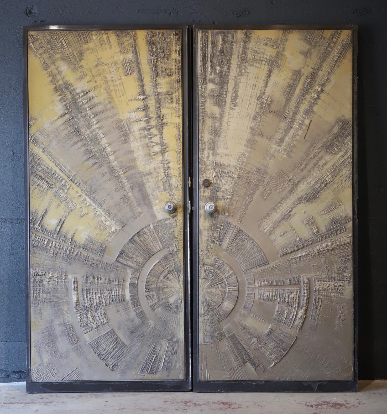 Brutalist Architectural Double Front Doors In Good Condition In Oklahoma City, OK