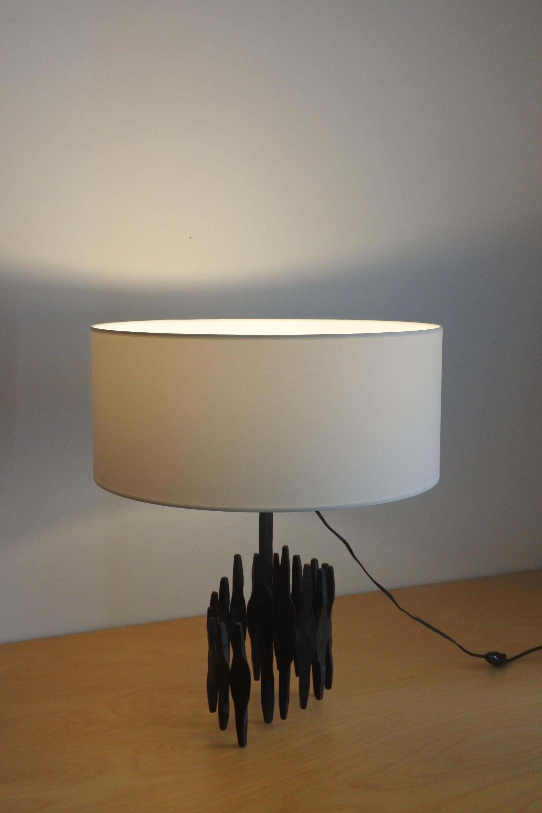 Brutalist Architectural Table Lamp in Wrought Iron, France 1960s In Good Condition In La Teste De Buch, FR