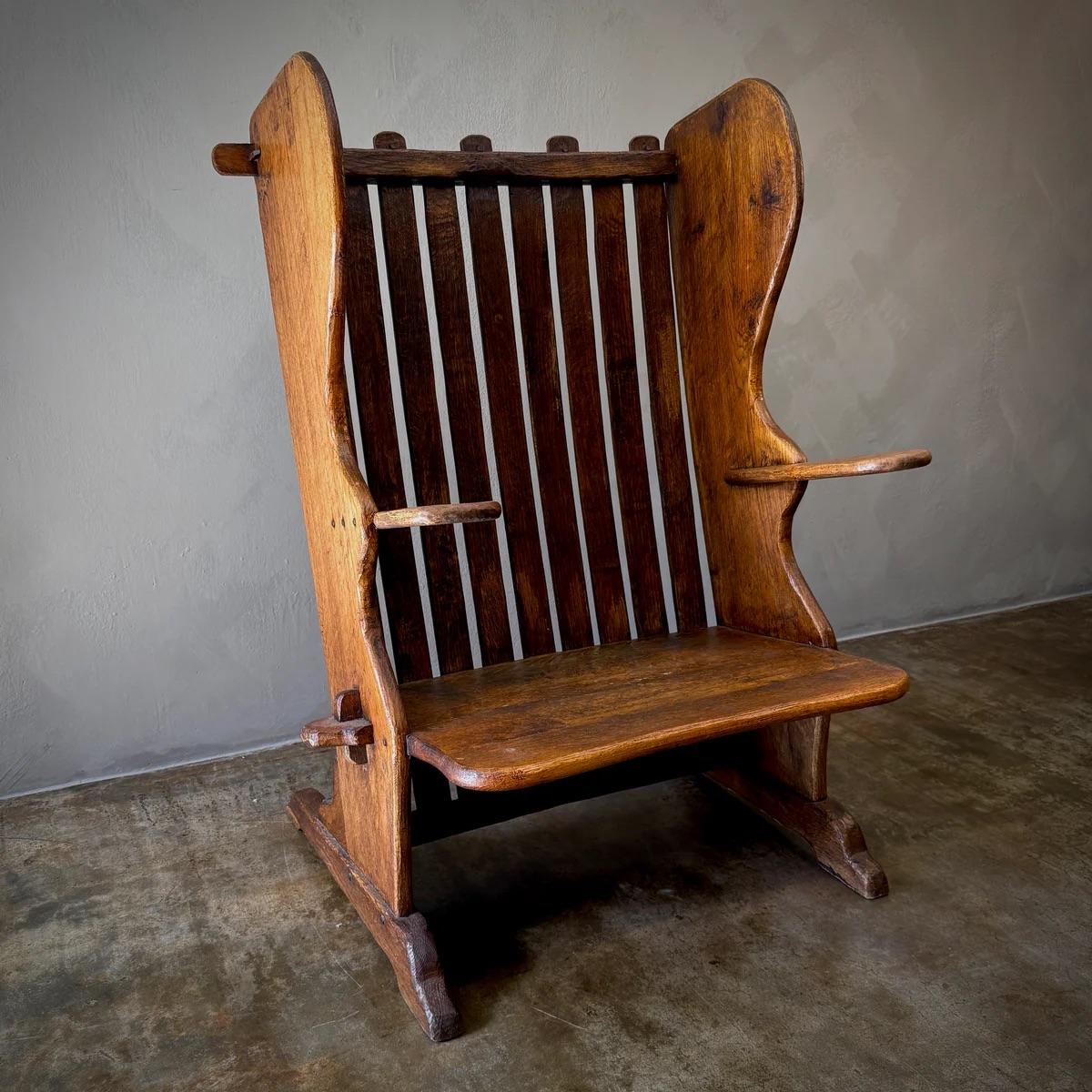 Brutalistischer Sessel (Brutalismus) im Angebot