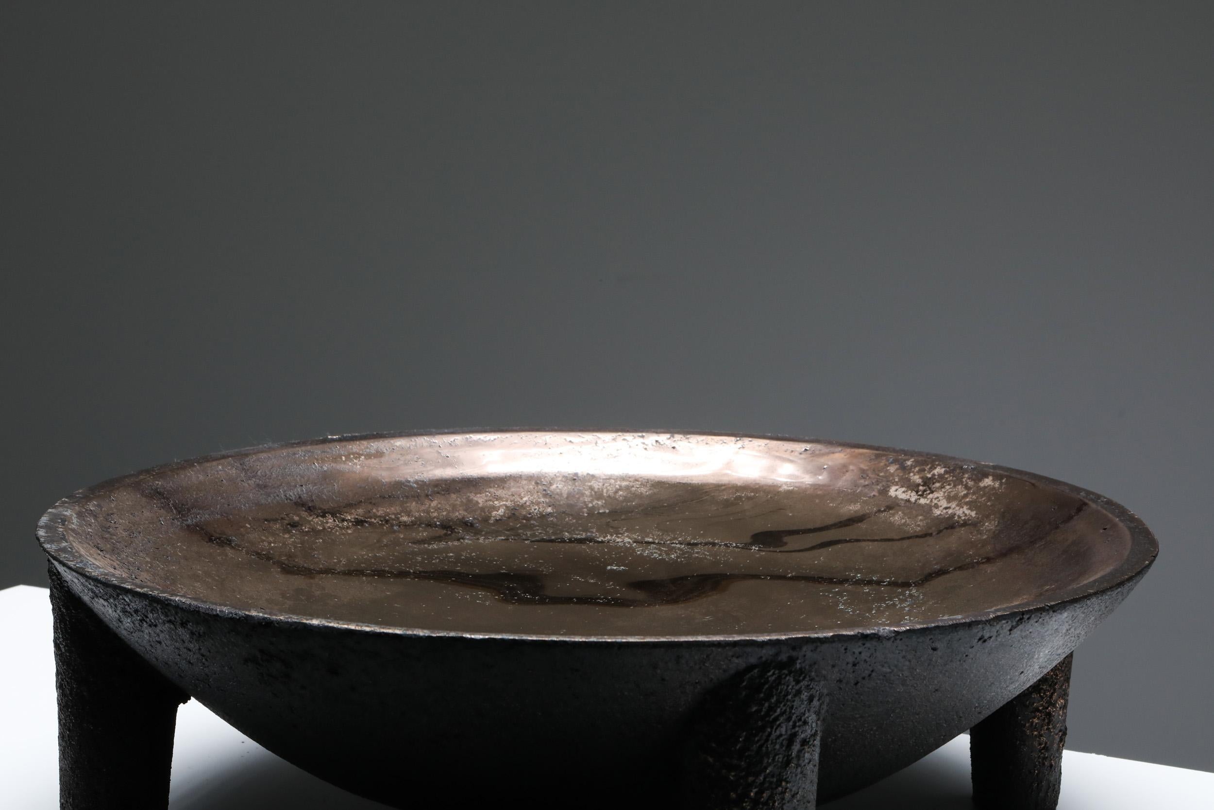 Brutalist Arno Declercq Four-Legged Bowl In New Condition In Antwerp, BE
