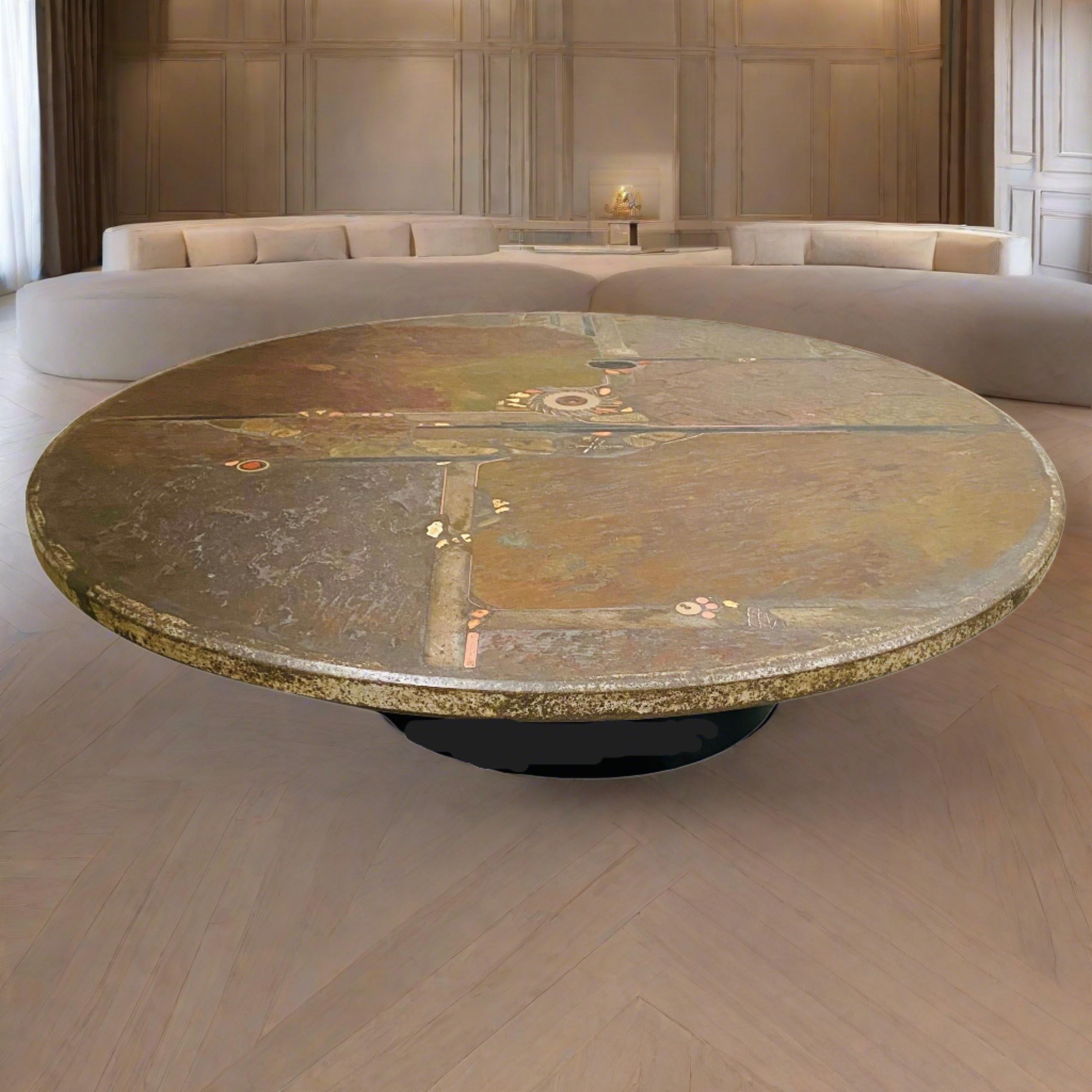 Brutalist coffee table designed and made by Paul Kingma, The Netherlands 1985.

Introducing the Brutalist Round Coffee Table by renowned sculptor Paul Kingma, crafted in the Netherlands in 1985. This iconic piece is a testament to Kingma's unique