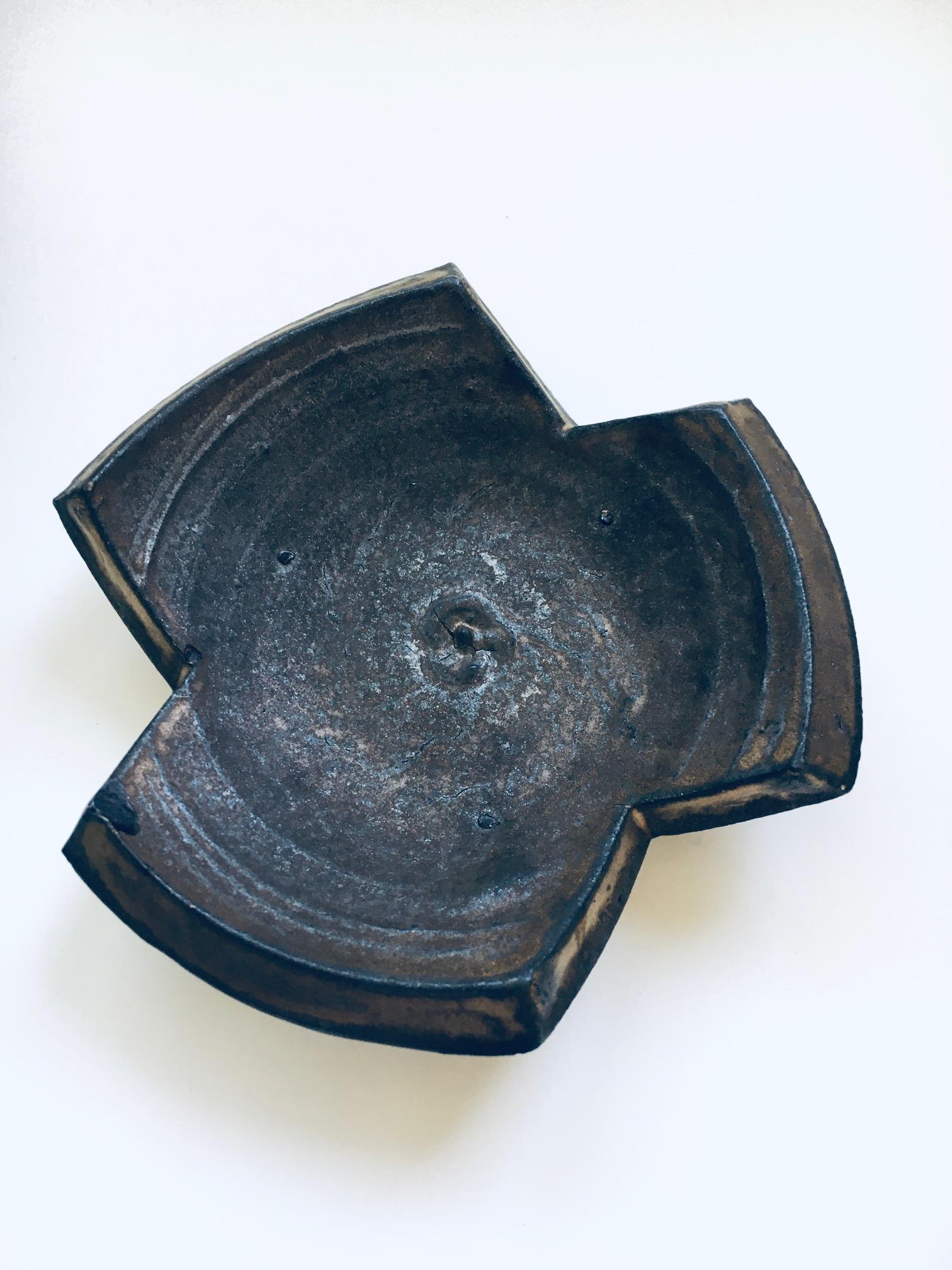 Brutalist Art Studio Pottery Lidded Jar Pot by Jaan Mobach, Netherlands 1960's For Sale 4