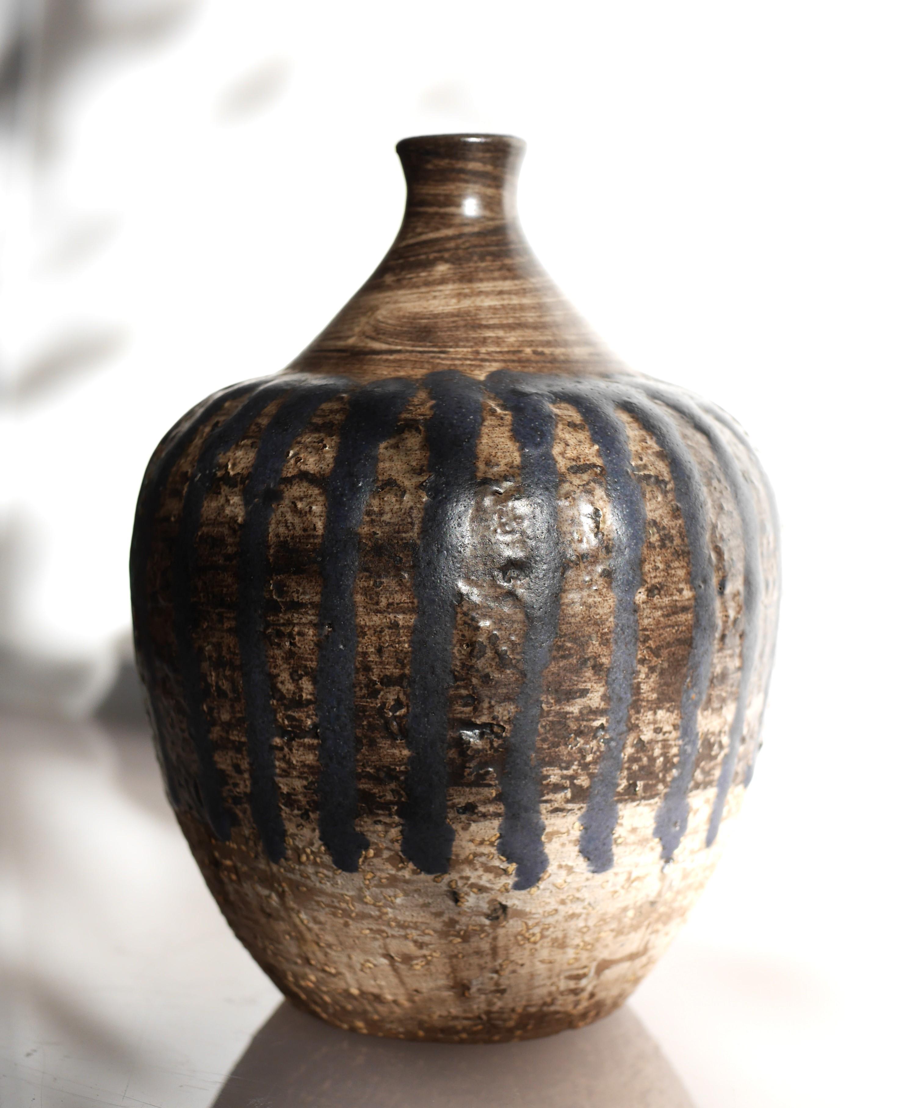 Hand-Crafted Brutalist art vase by Mari Simmulson for Upsala Ekeby, Sweden For Sale
