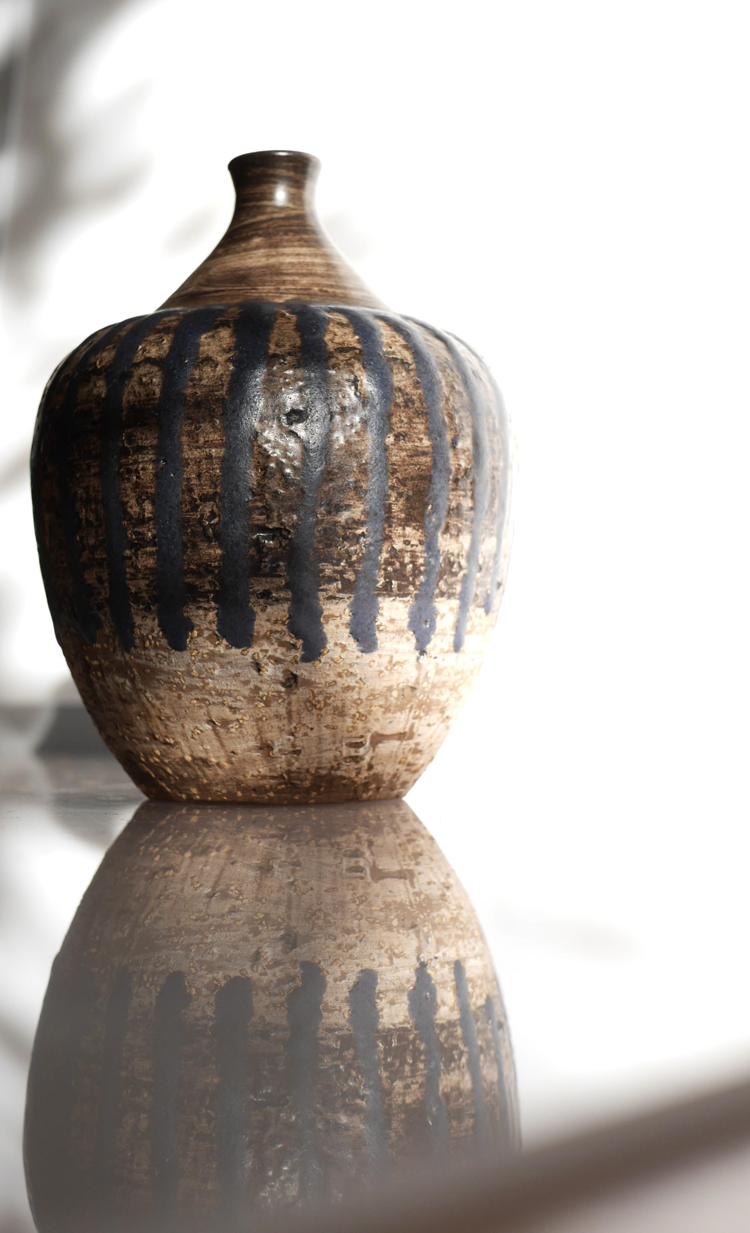 Ceramic Brutalist art vase by Mari Simmulson for Upsala Ekeby, Sweden For Sale
