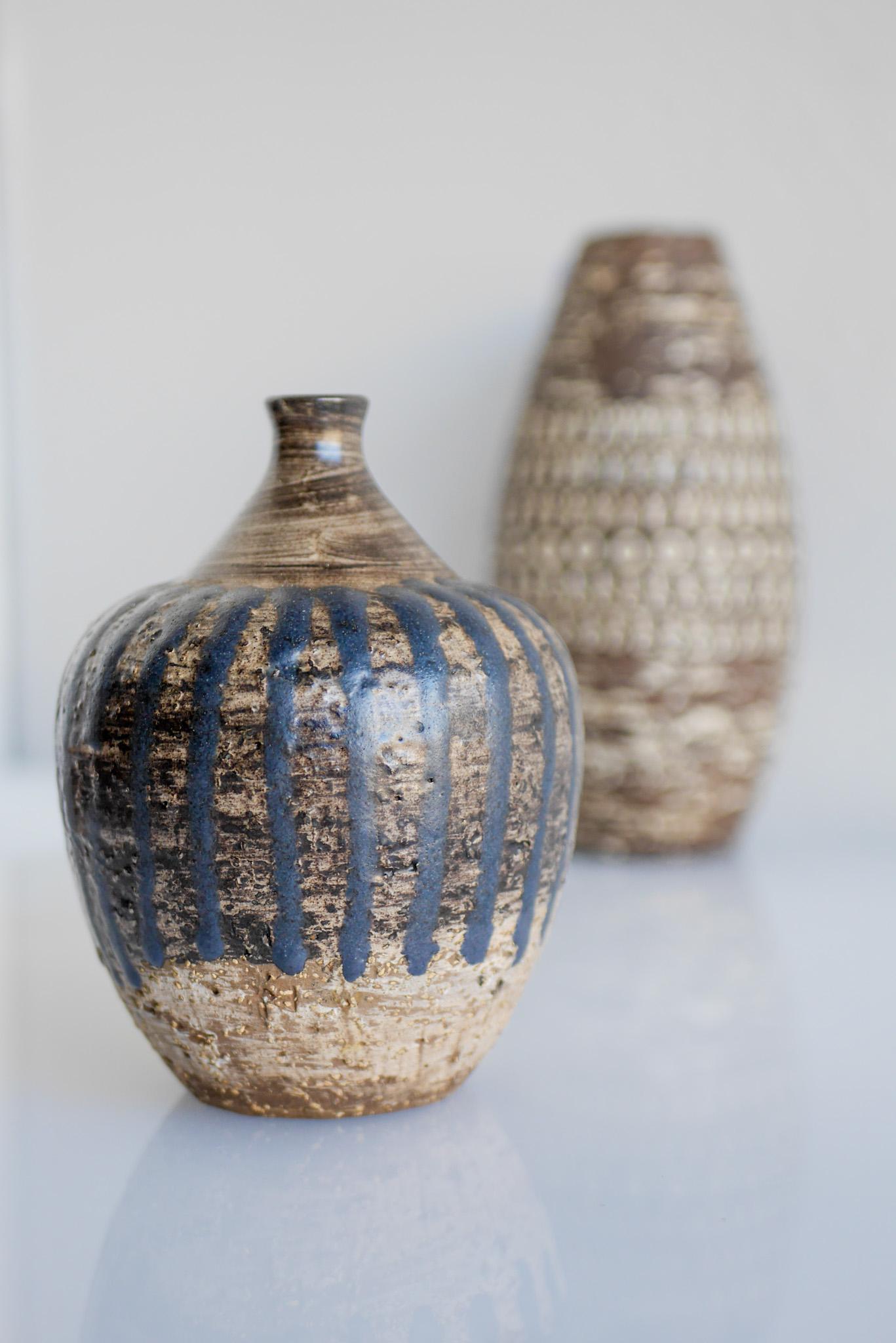 Brutalist art vase by Mari Simmulson for Upsala Ekeby, Sweden For Sale 4