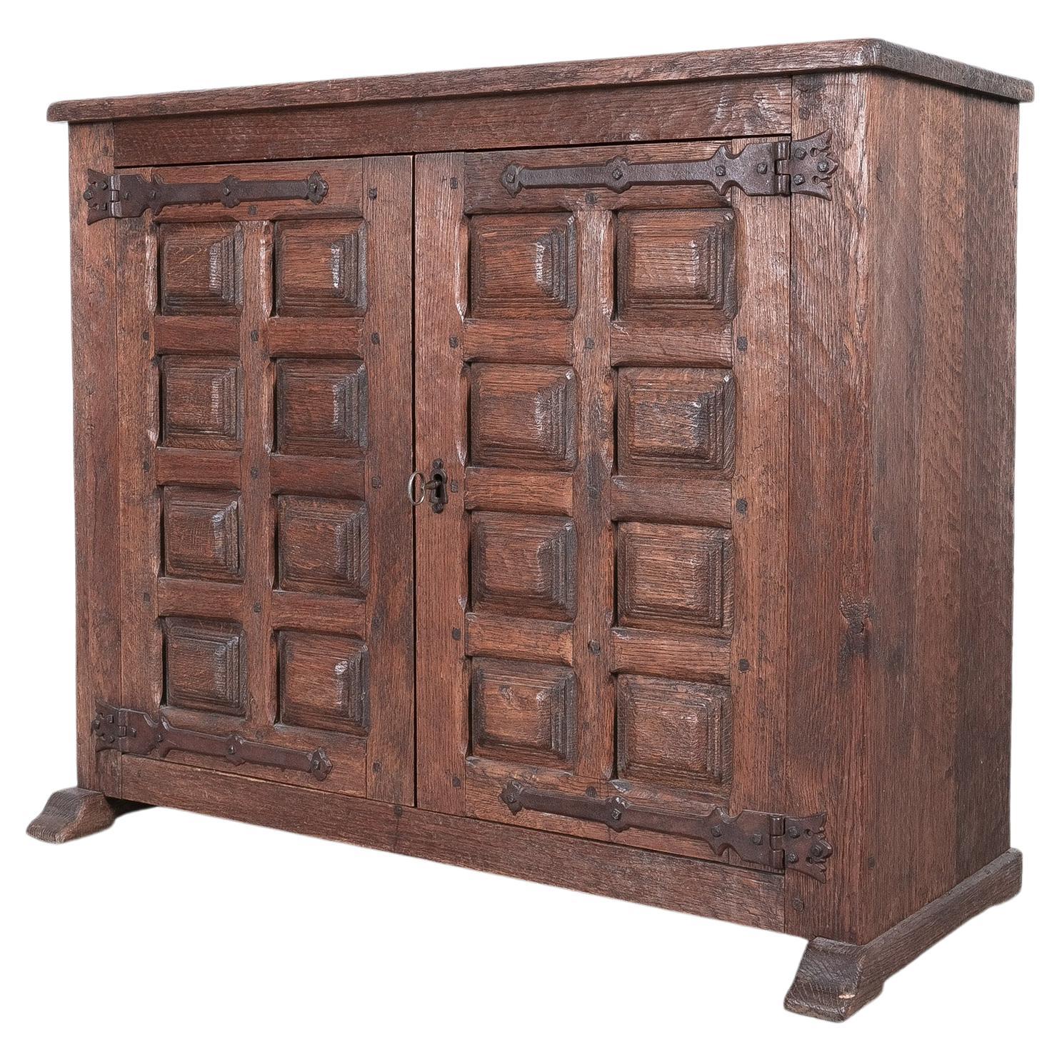 Brutalist Artisan Oak Cabinet or Sideboard With Carved Details, 1940 France For Sale 8