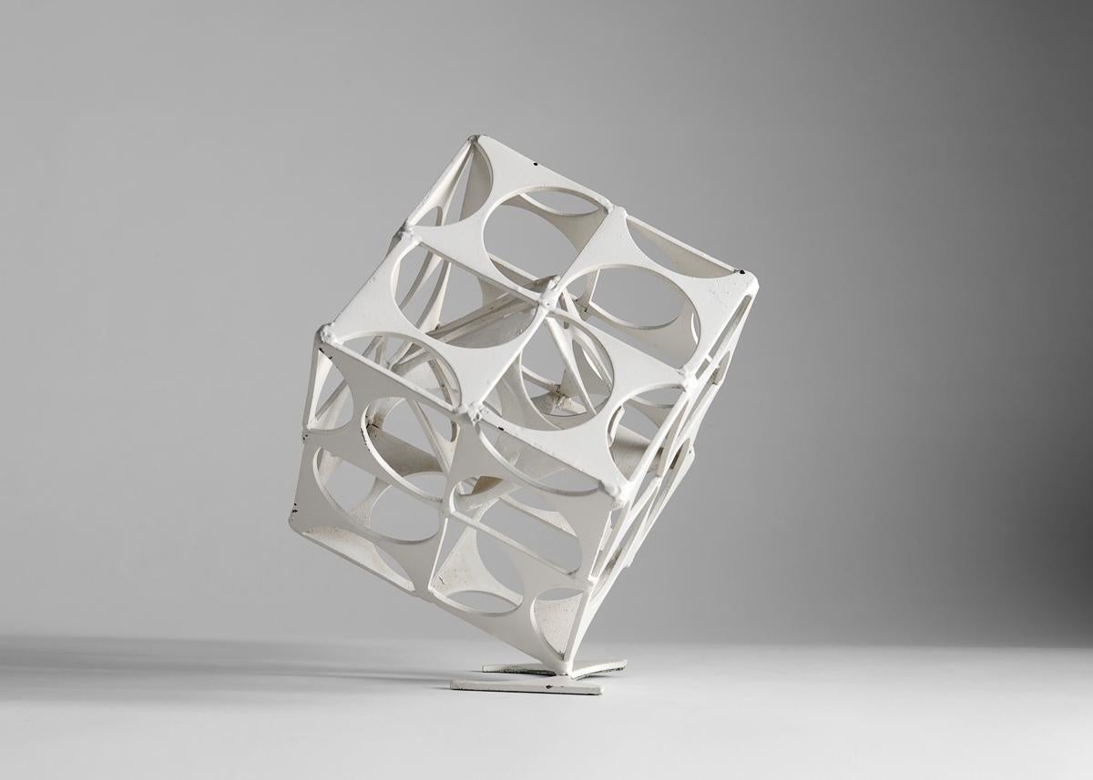 North American Brutalist Axis Cube Sculpture, Cut Steel, Marc Weinstein For Sale