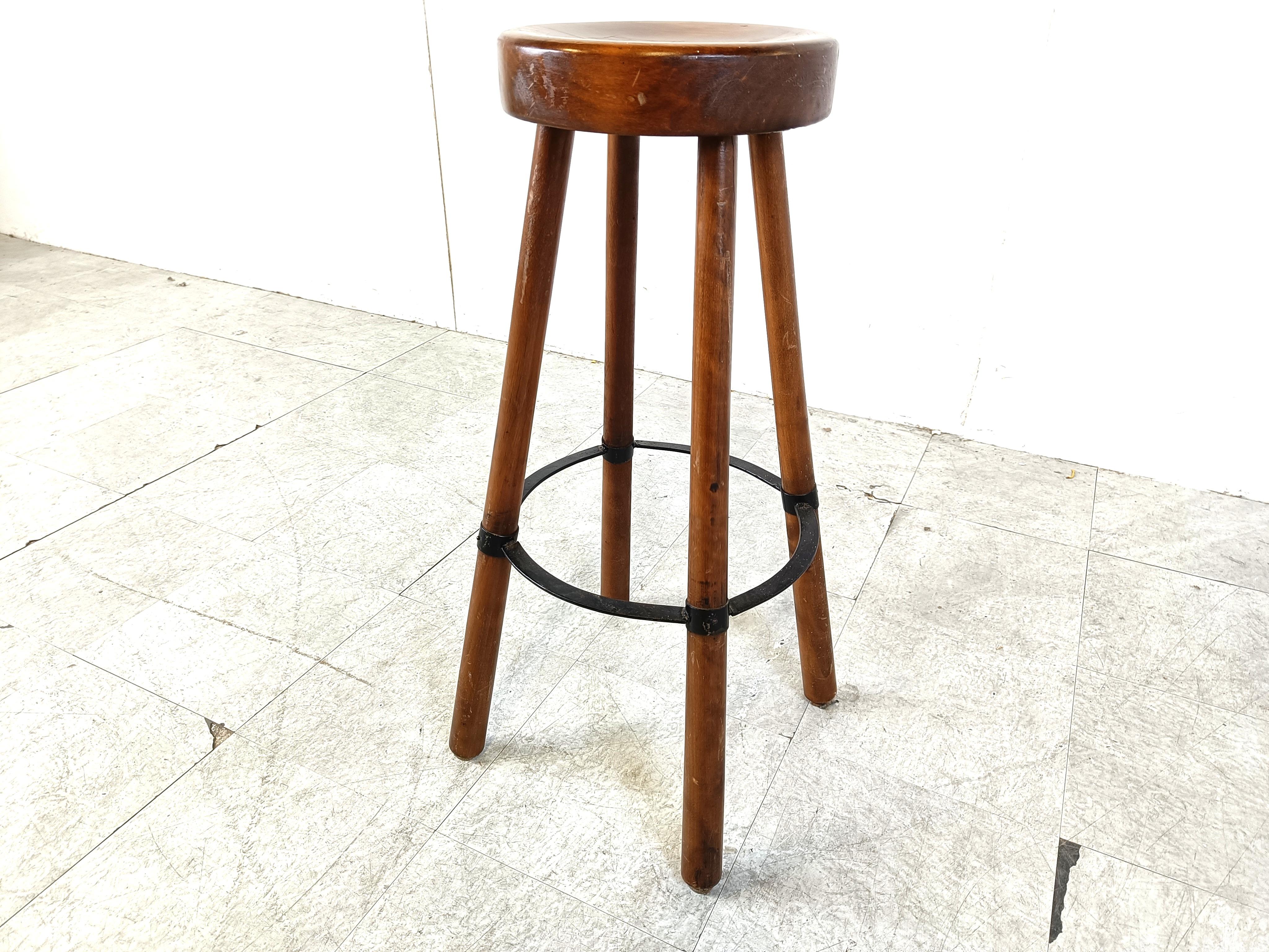 Oak Brutalist bar stool, 1960s For Sale