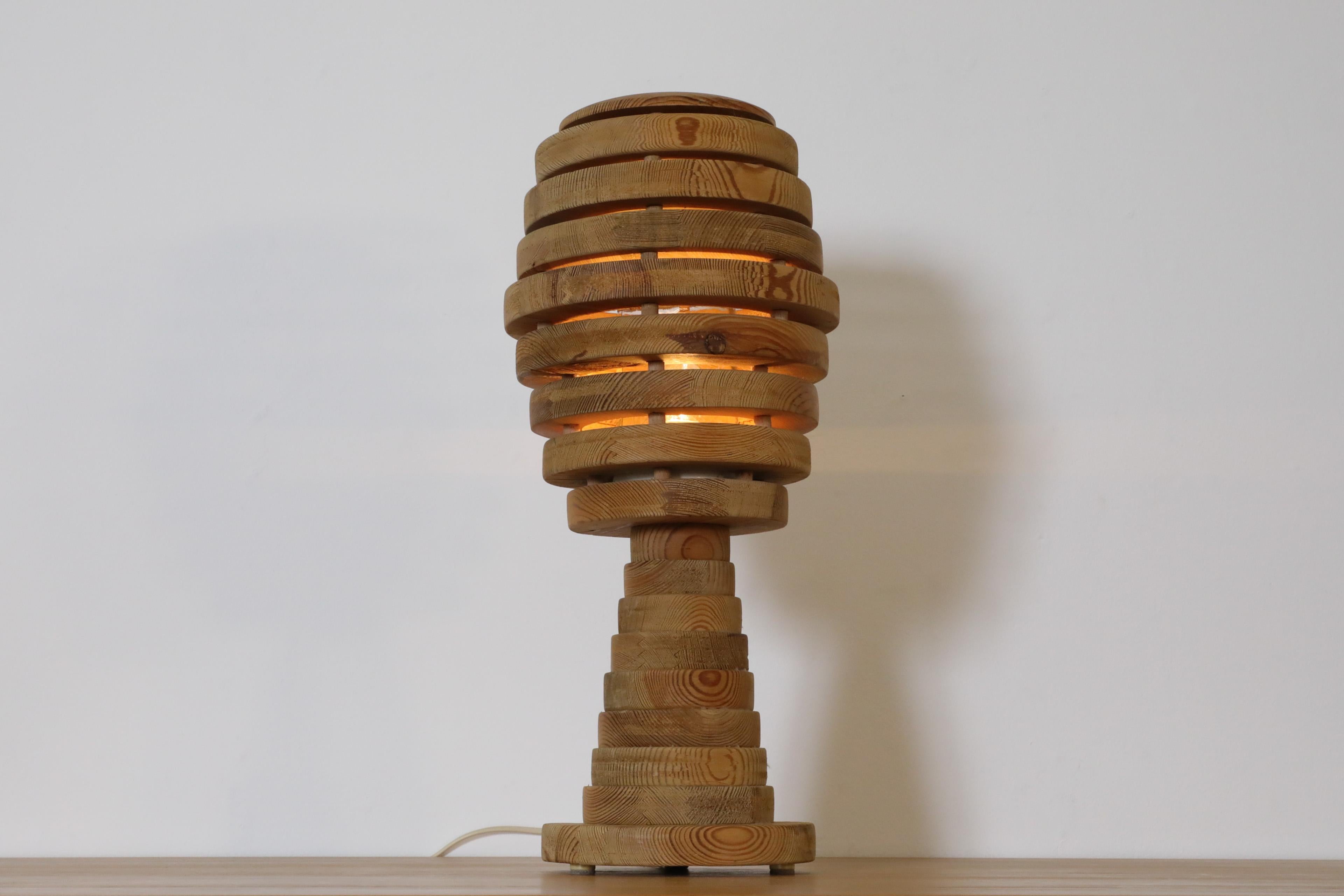 Mid-20th Century Brutalist Beehive Table Lamp Crafted with Thick Stacked Solid Pine Rings