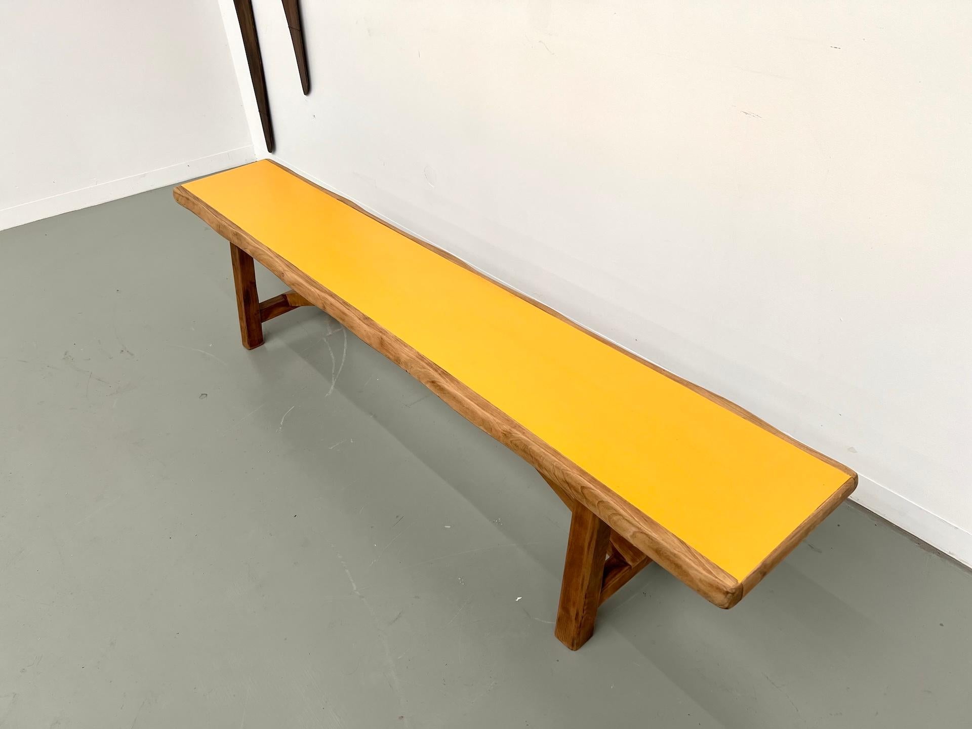 Banc brutaliste, inspiré par l'esprit d'Olavi Hänninen. en vente 7