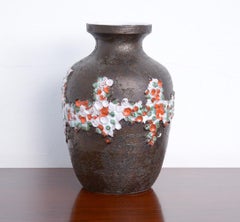 Jarrón Brutalista de Cerámica Negra by Perignem