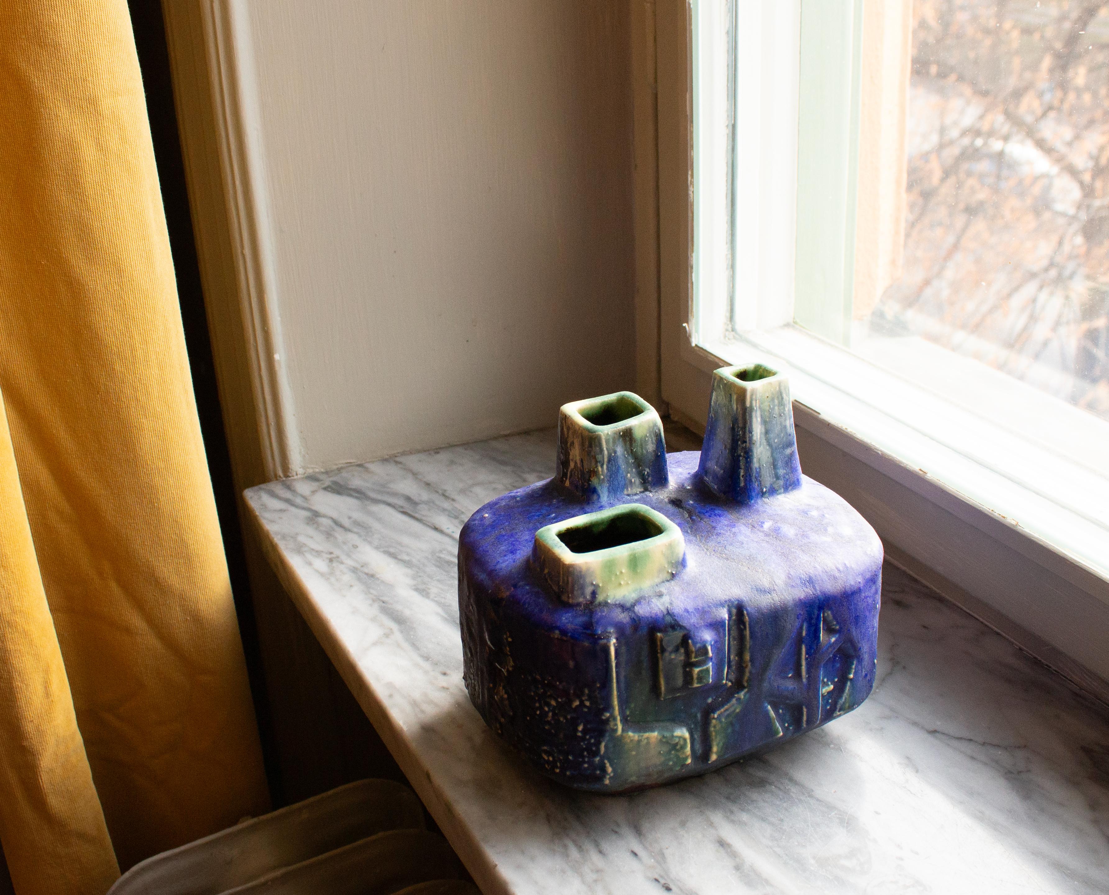 Brutalist Blue Green Vase by. Helmut Friedrich Schäffenacker, 1970s, Germany For Sale 4