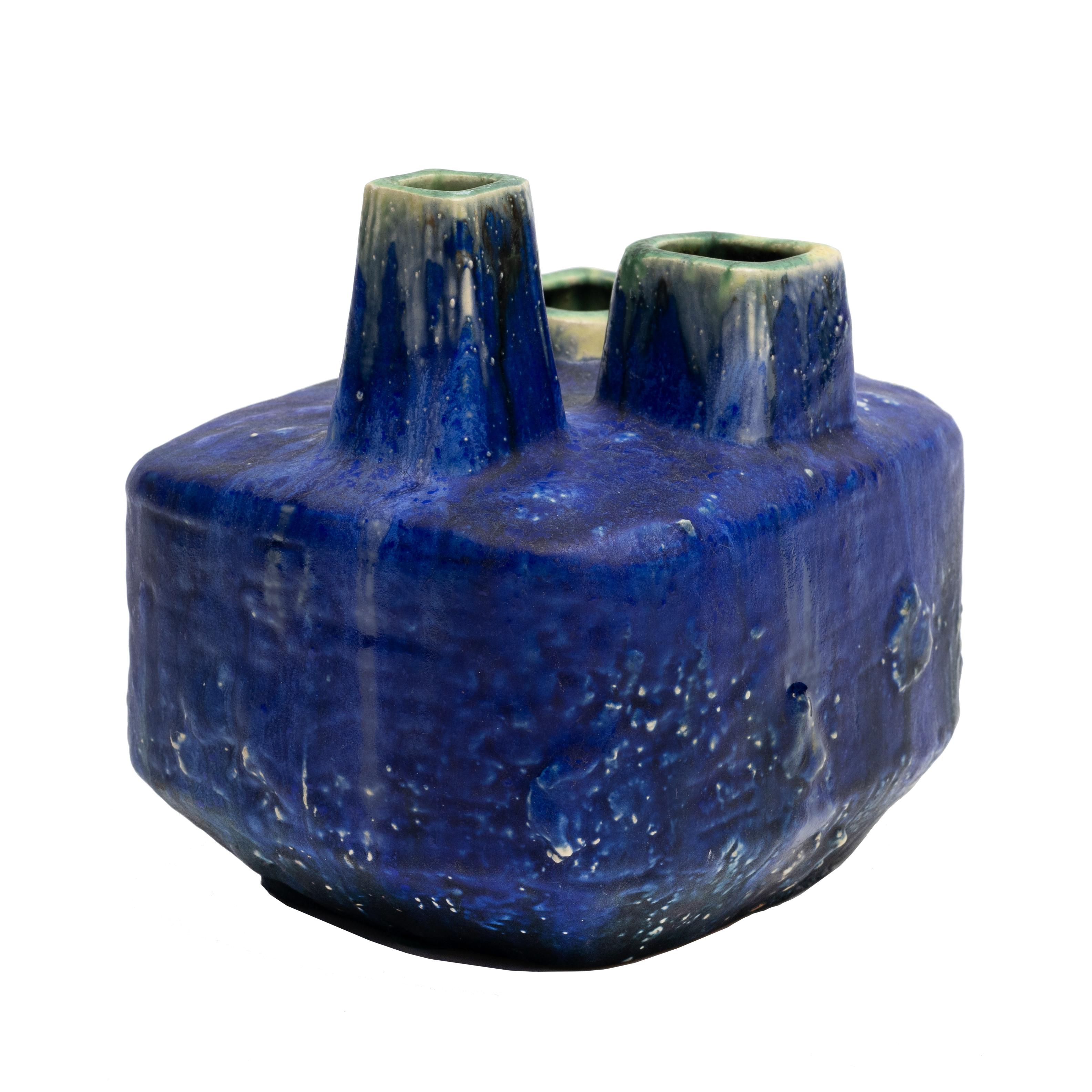 Hand-Crafted Brutalist Blue Green Vase by. Helmut Friedrich Schäffenacker, 1970s, Germany For Sale