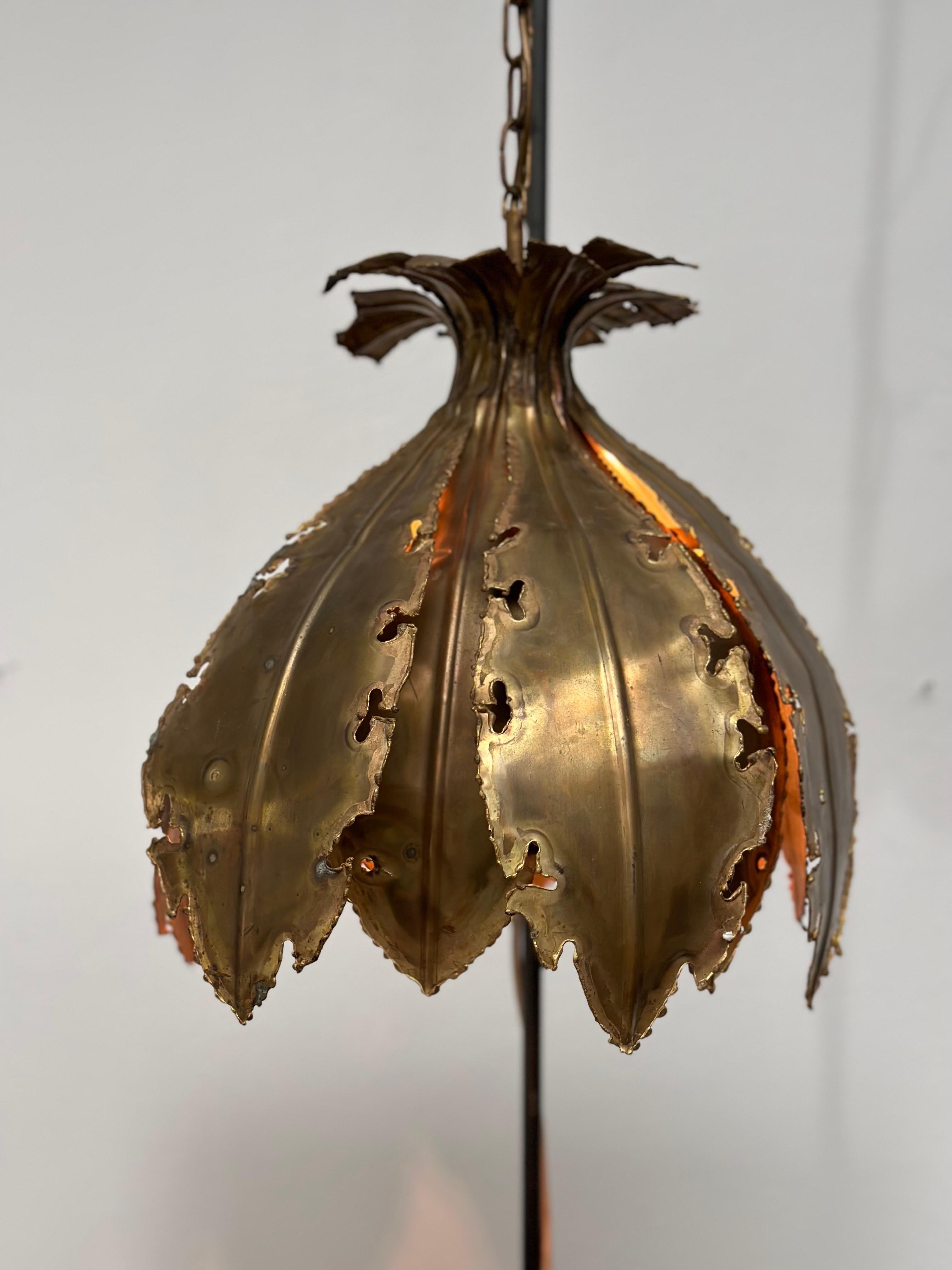 Brutalist Brass Hanging Lamp by Sven Aage Jensen for Holm Sørensen, 1960s In Good Condition For Sale In Bagnolo Mella, Brescia