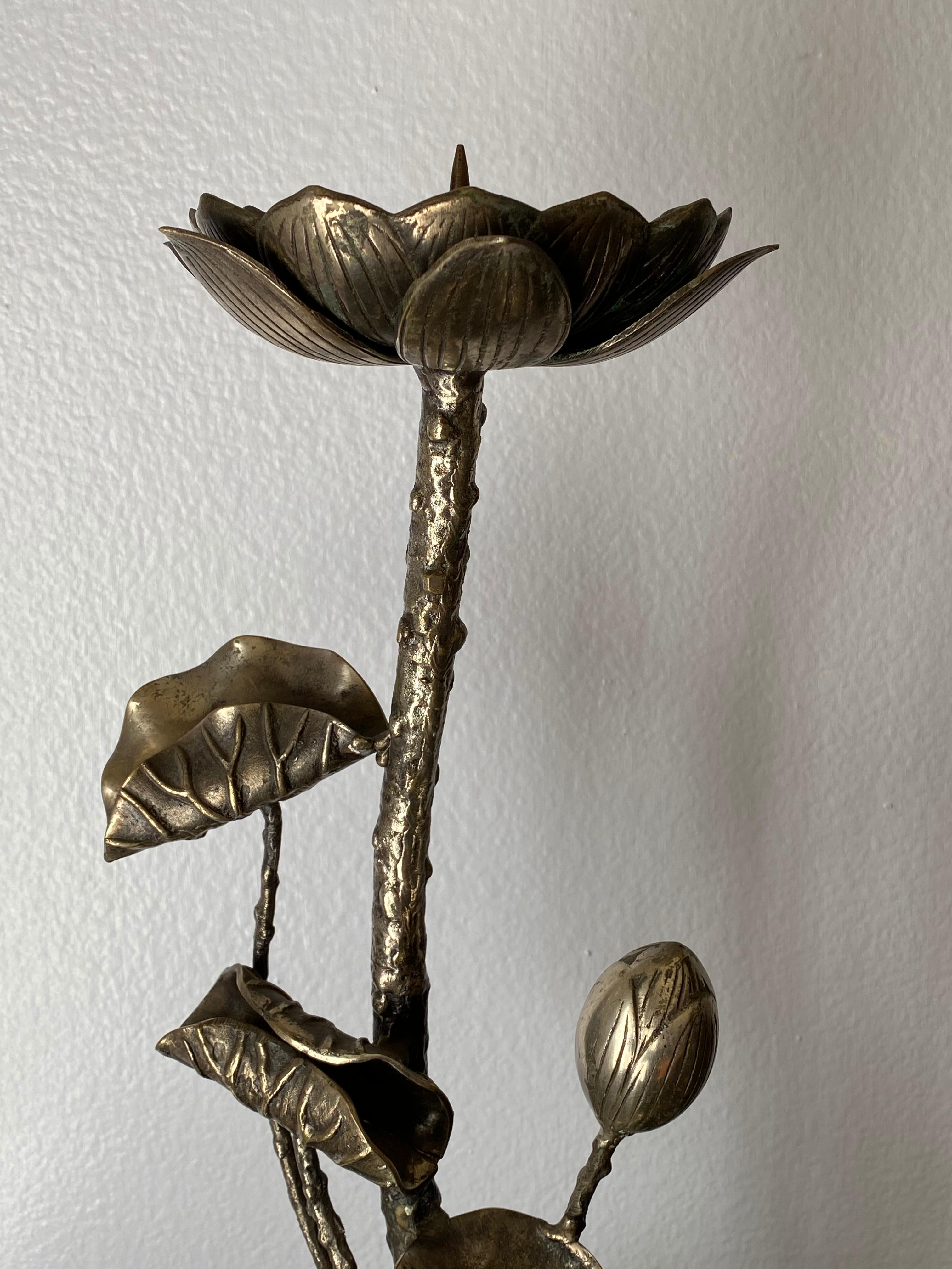 Brutalist Brass Lotus Candleholder In Good Condition In North Hollywood, CA