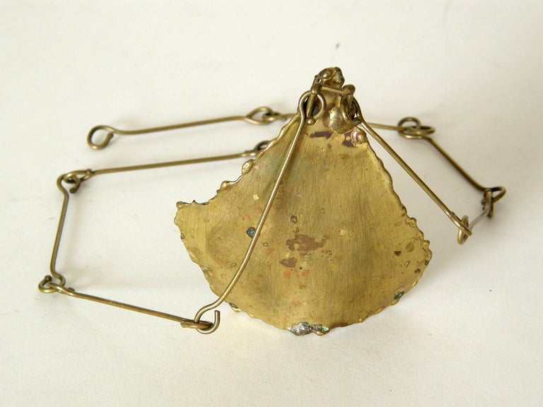 Brutalist Brass Necklace with Sculptural Pendant For Sale at 1stdibs